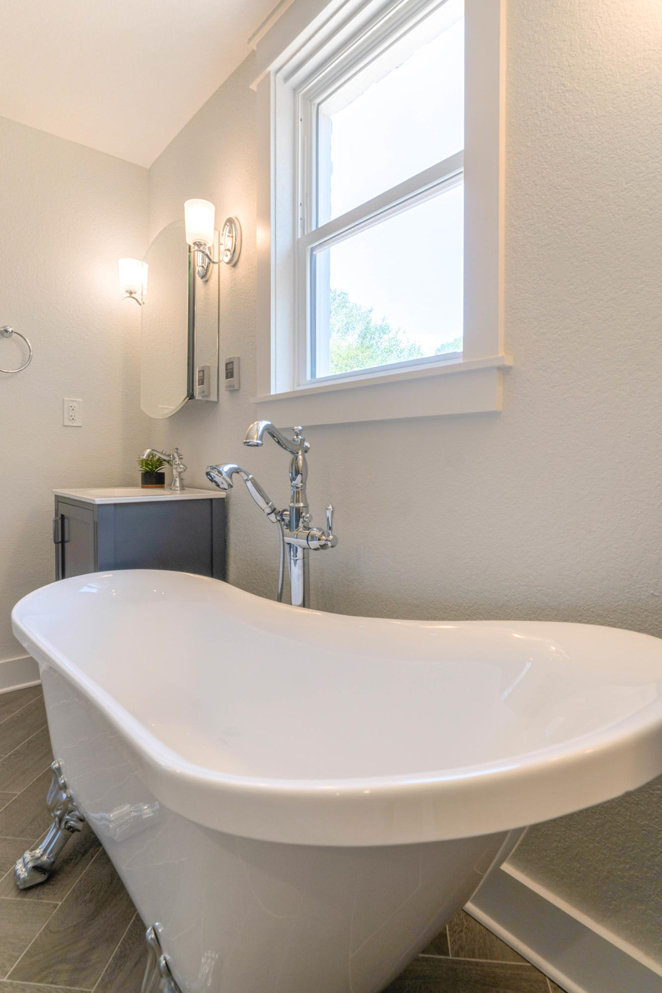 FLORIDA HEIGHTS - Residential