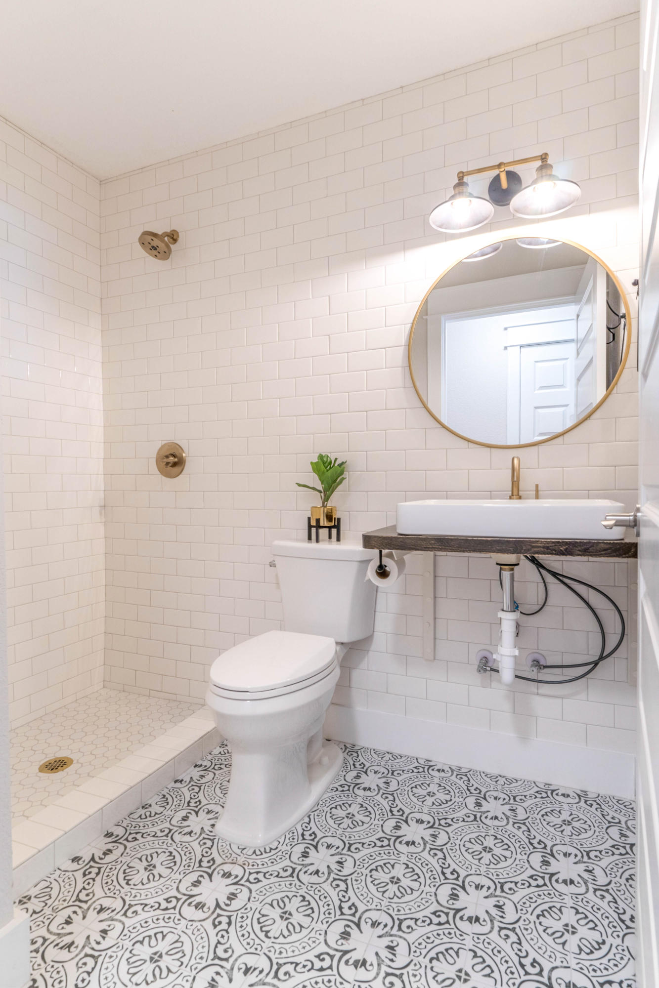 FLORIDA HEIGHTS - Residential