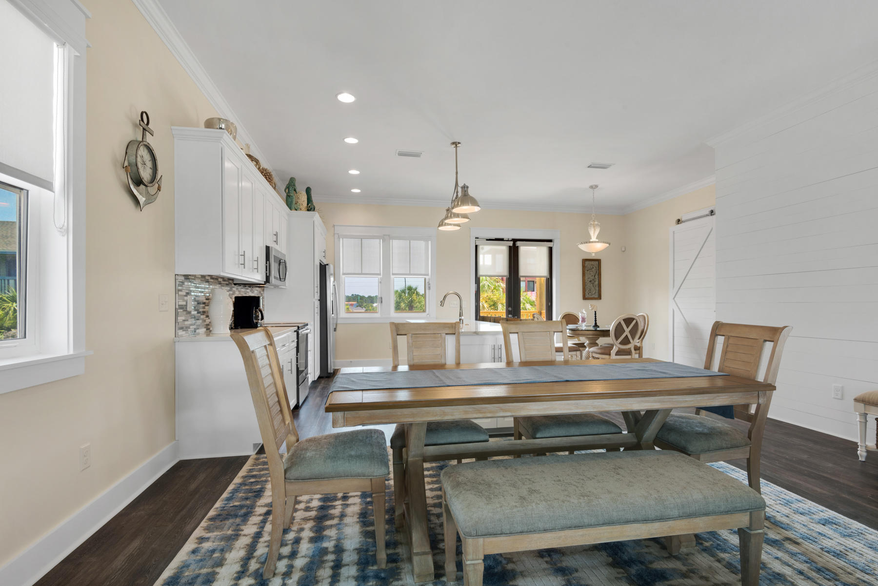 HOLIDAY BEACH UNIT 01 - Residential