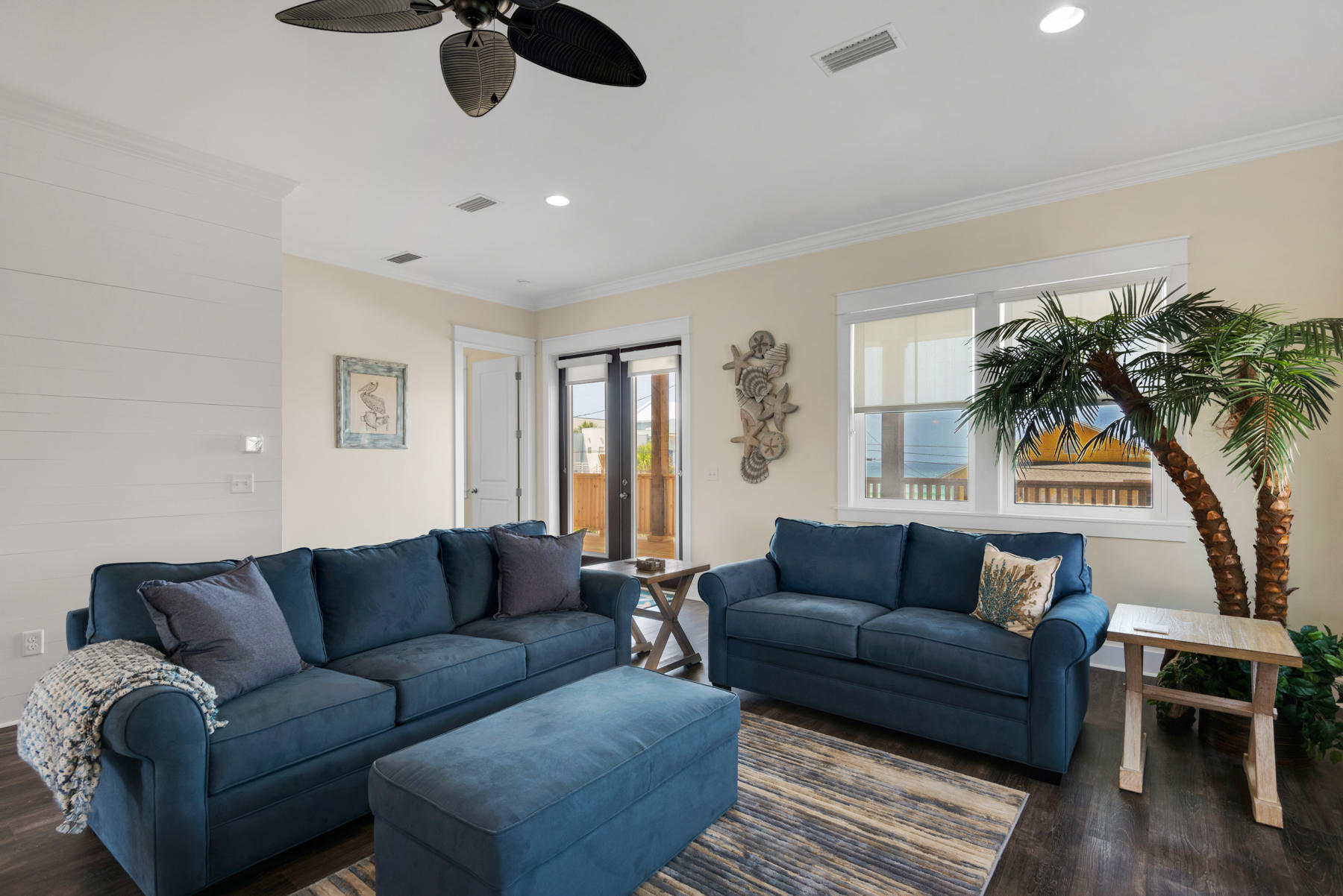HOLIDAY BEACH UNIT 01 - Residential