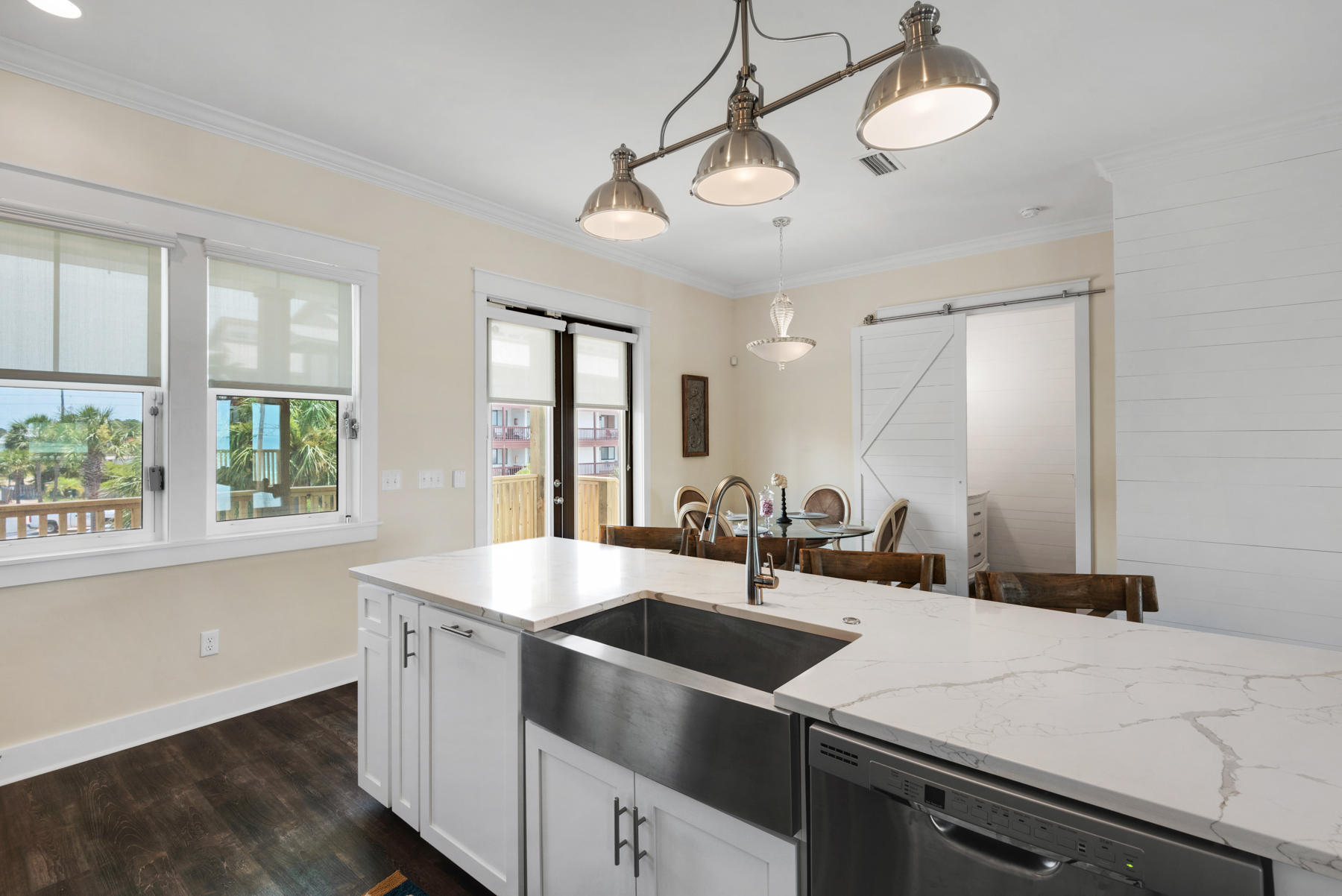 HOLIDAY BEACH UNIT 01 - Residential