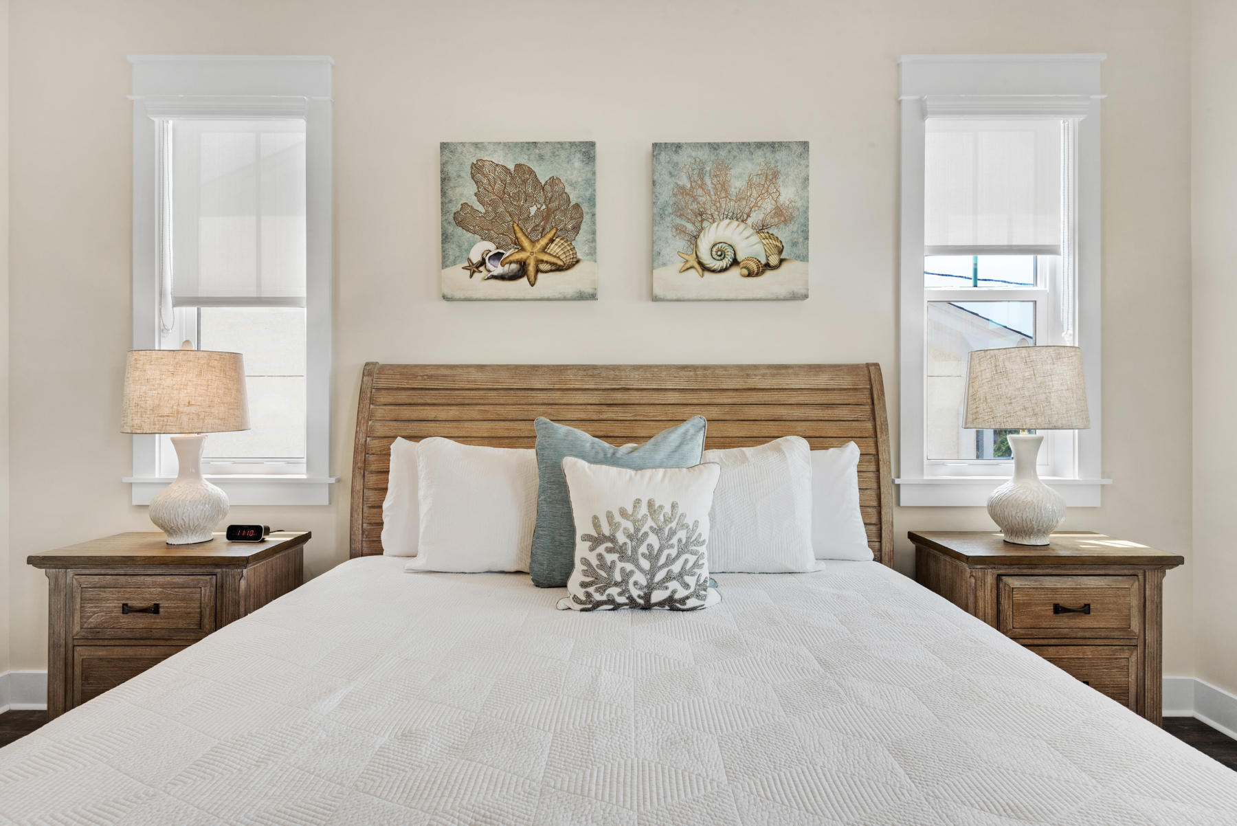 HOLIDAY BEACH UNIT 01 - Residential