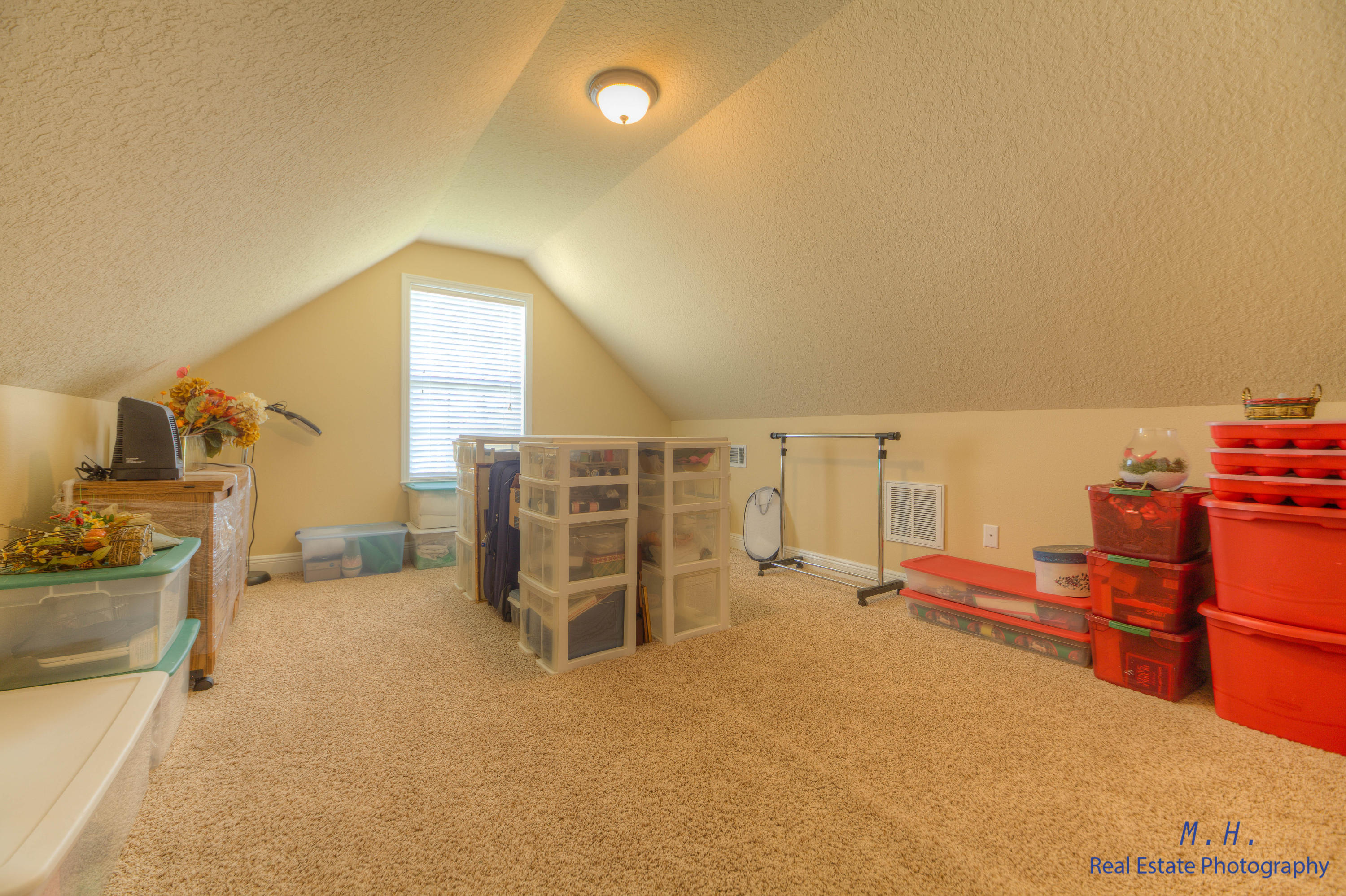 BROWNSTONE MANOR - Residential