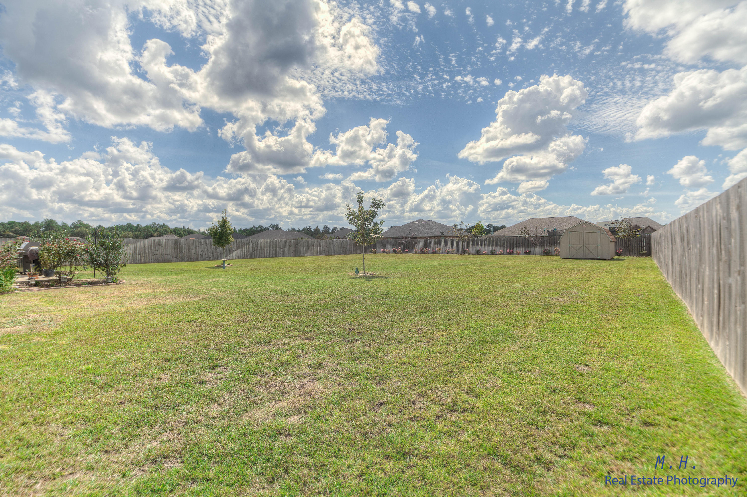 BROWNSTONE MANOR - Residential