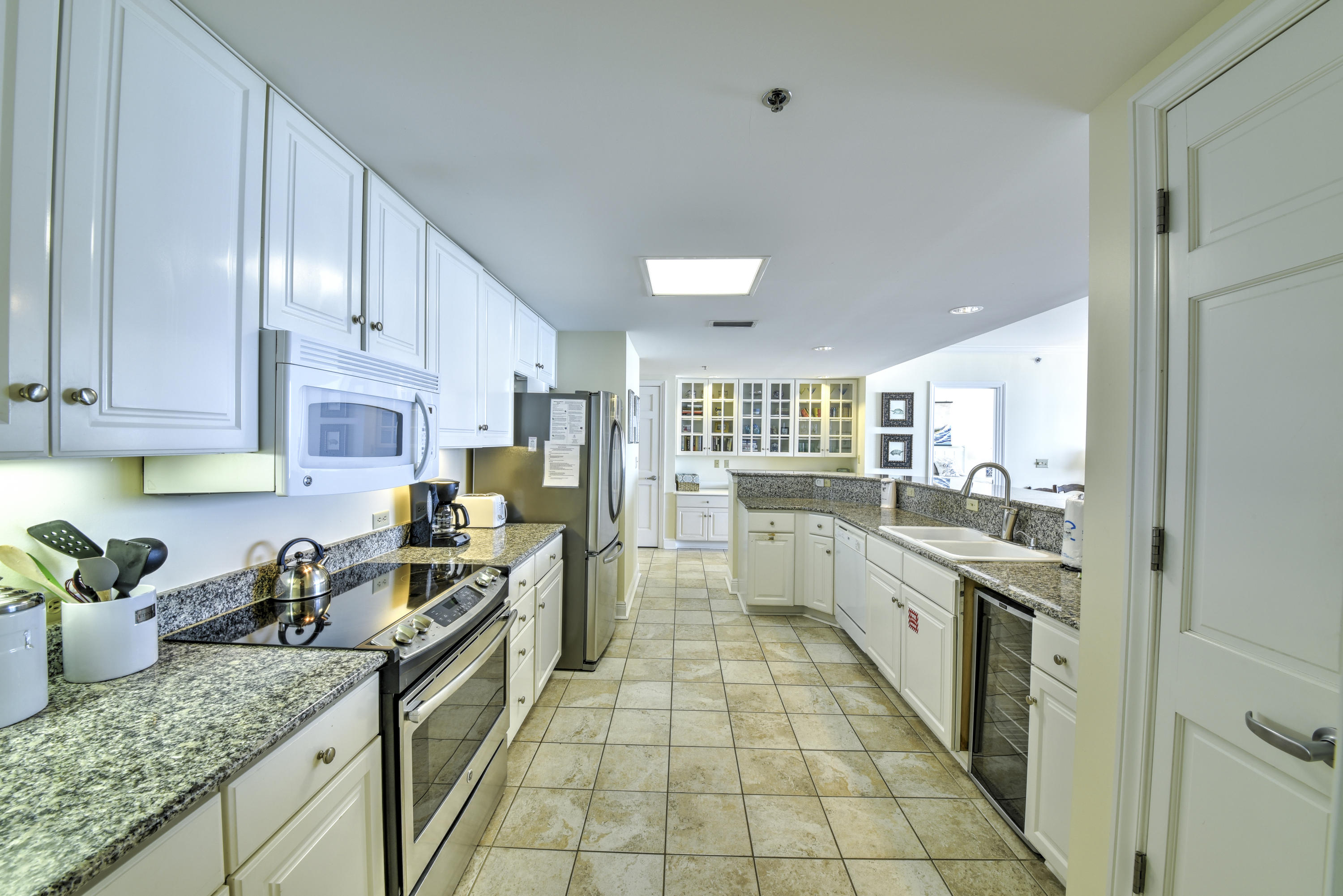 BELLE MER CONDOMINIUM - Residential