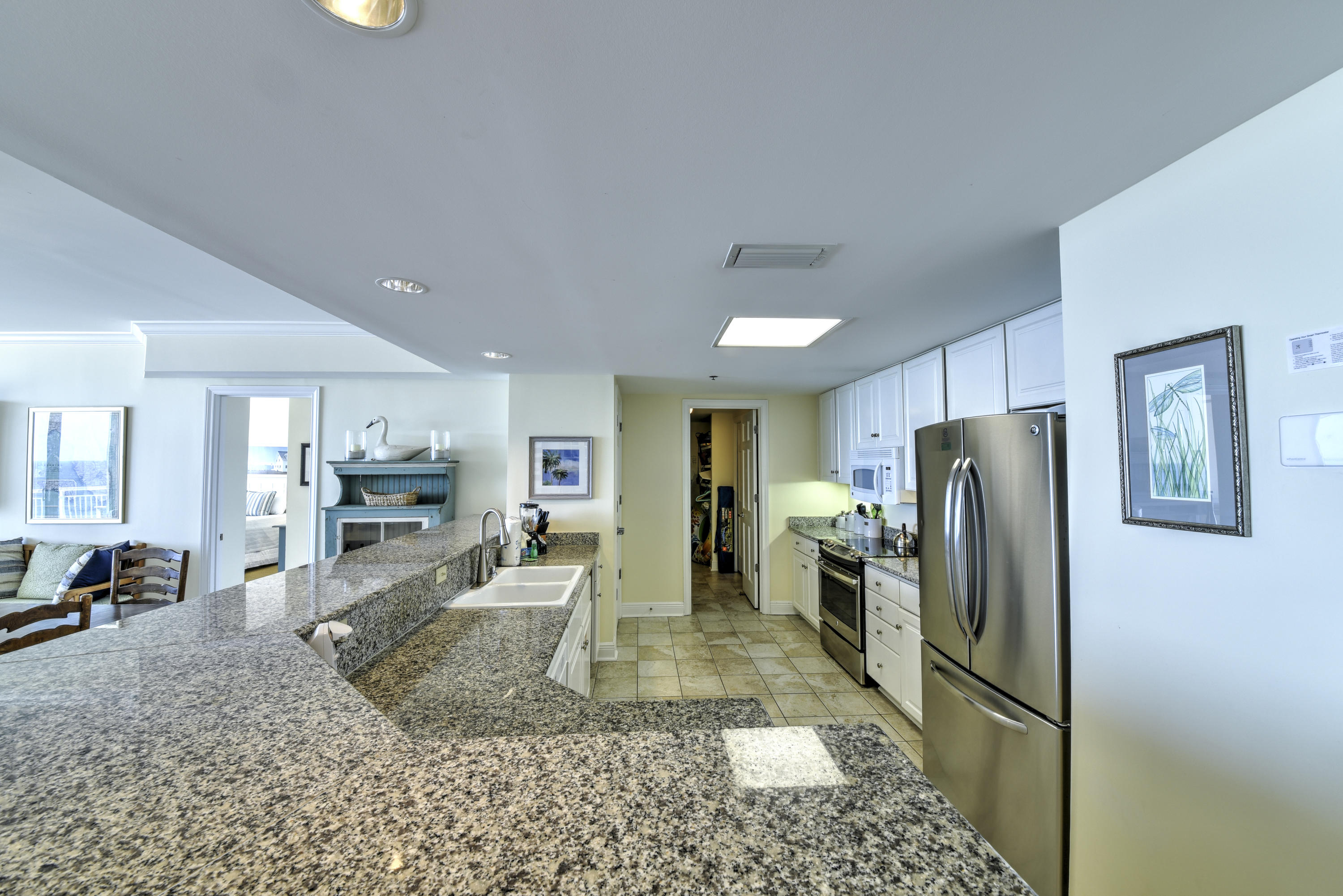 BELLE MER CONDOMINIUM - Residential