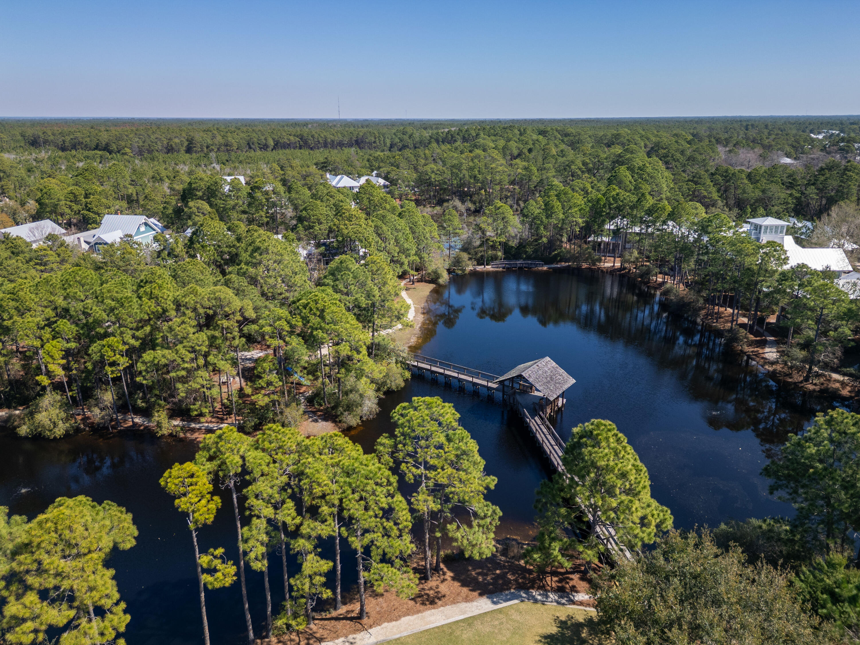 FOREST LAKES - Land