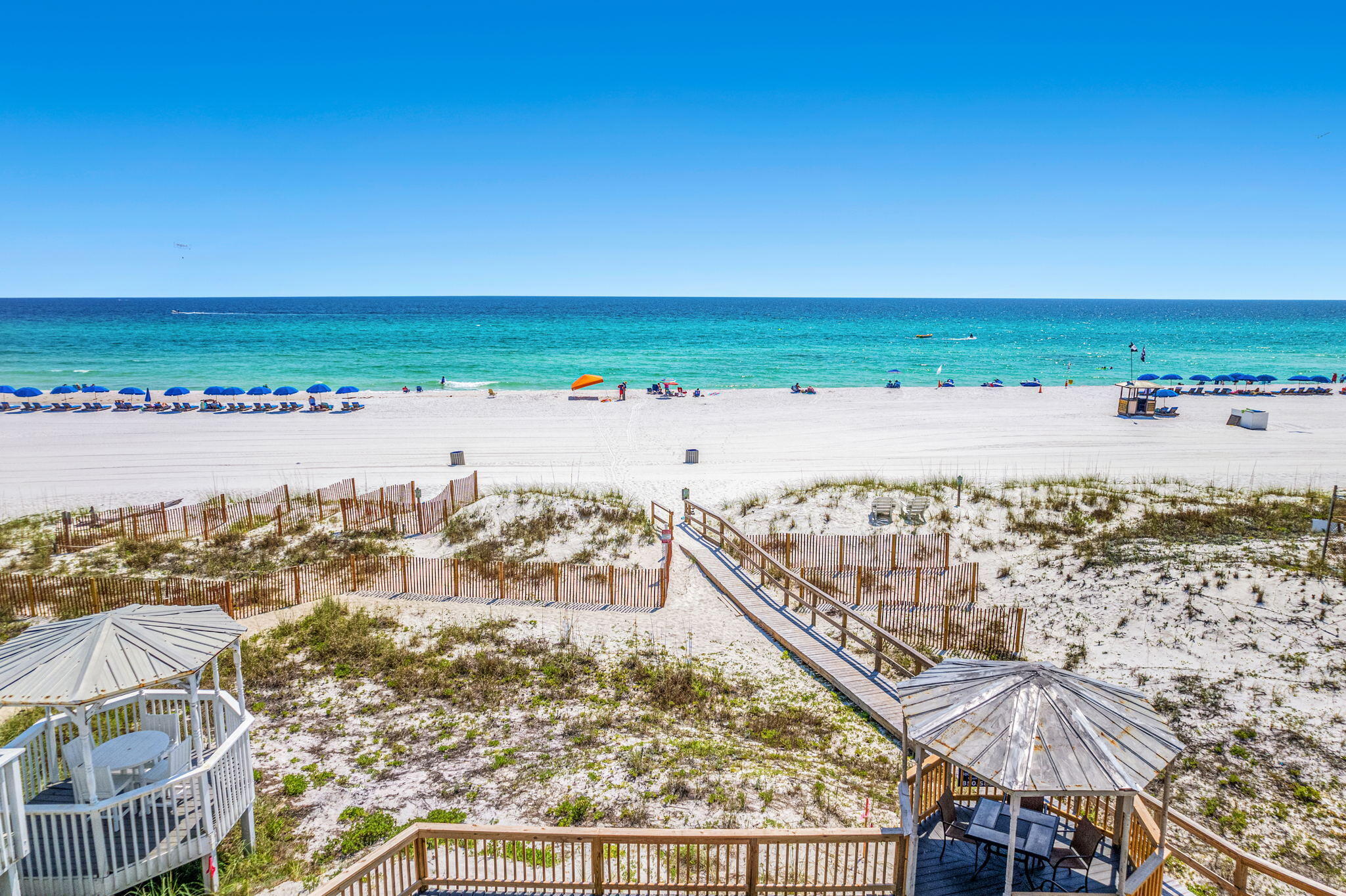 HOLIDAY BEACH - Residential