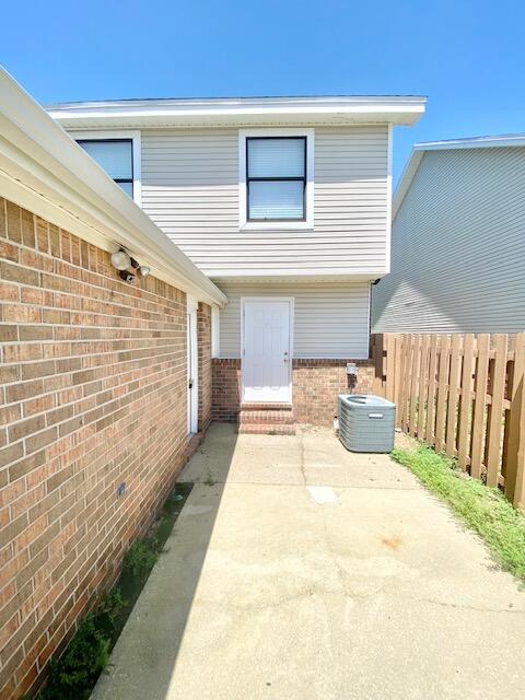 PORTOFINO T/H - Residential Lease