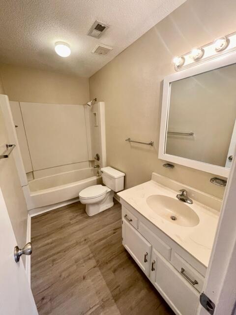 PORTOFINO T/H - Residential Lease