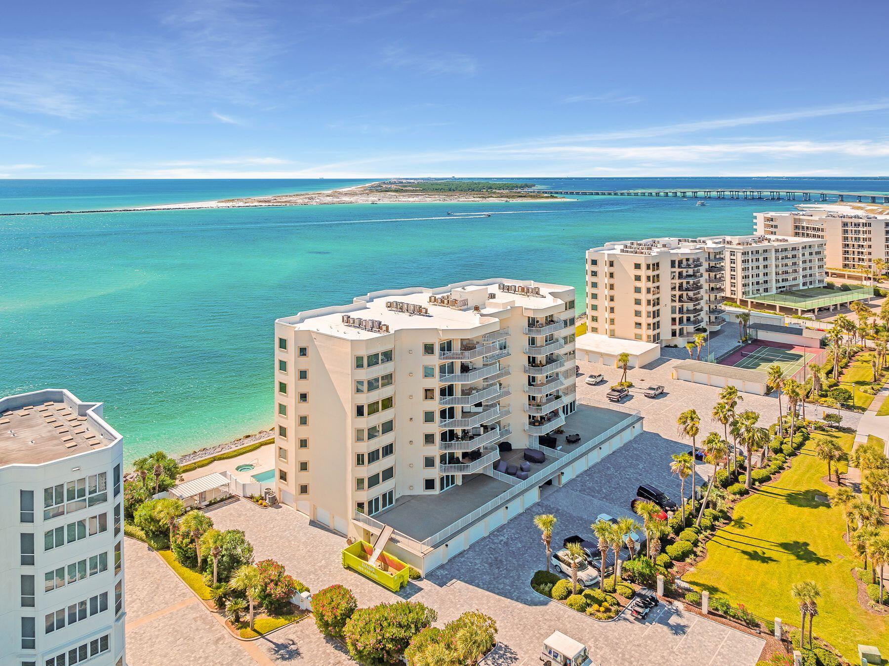 WATERVIEW TOWERS PH 2 - Residential