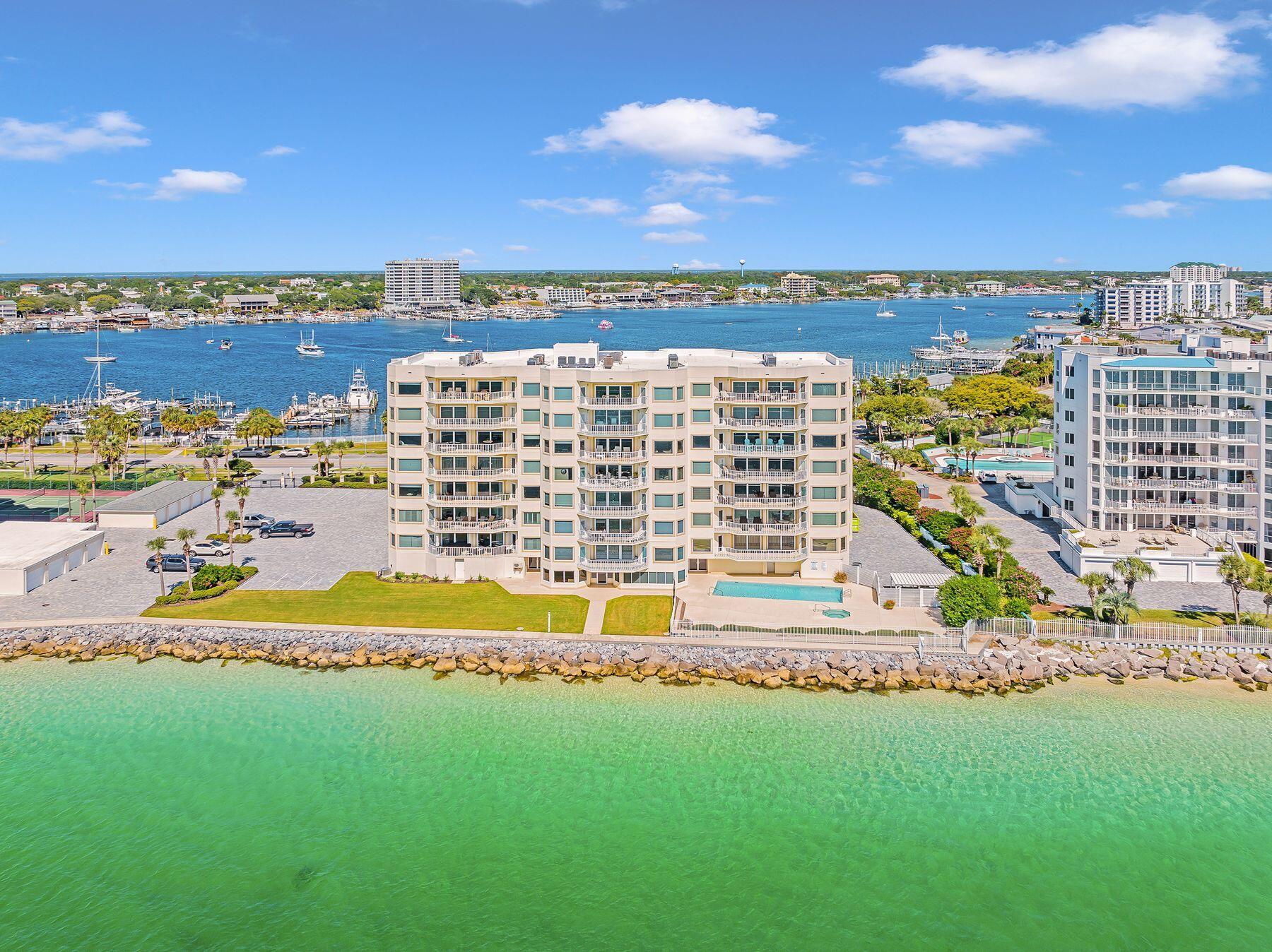 WATERVIEW TOWERS PH 2 - Residential