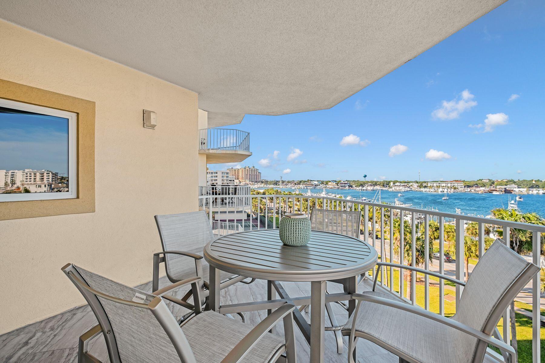 WATERVIEW TOWERS PH 2 - Residential