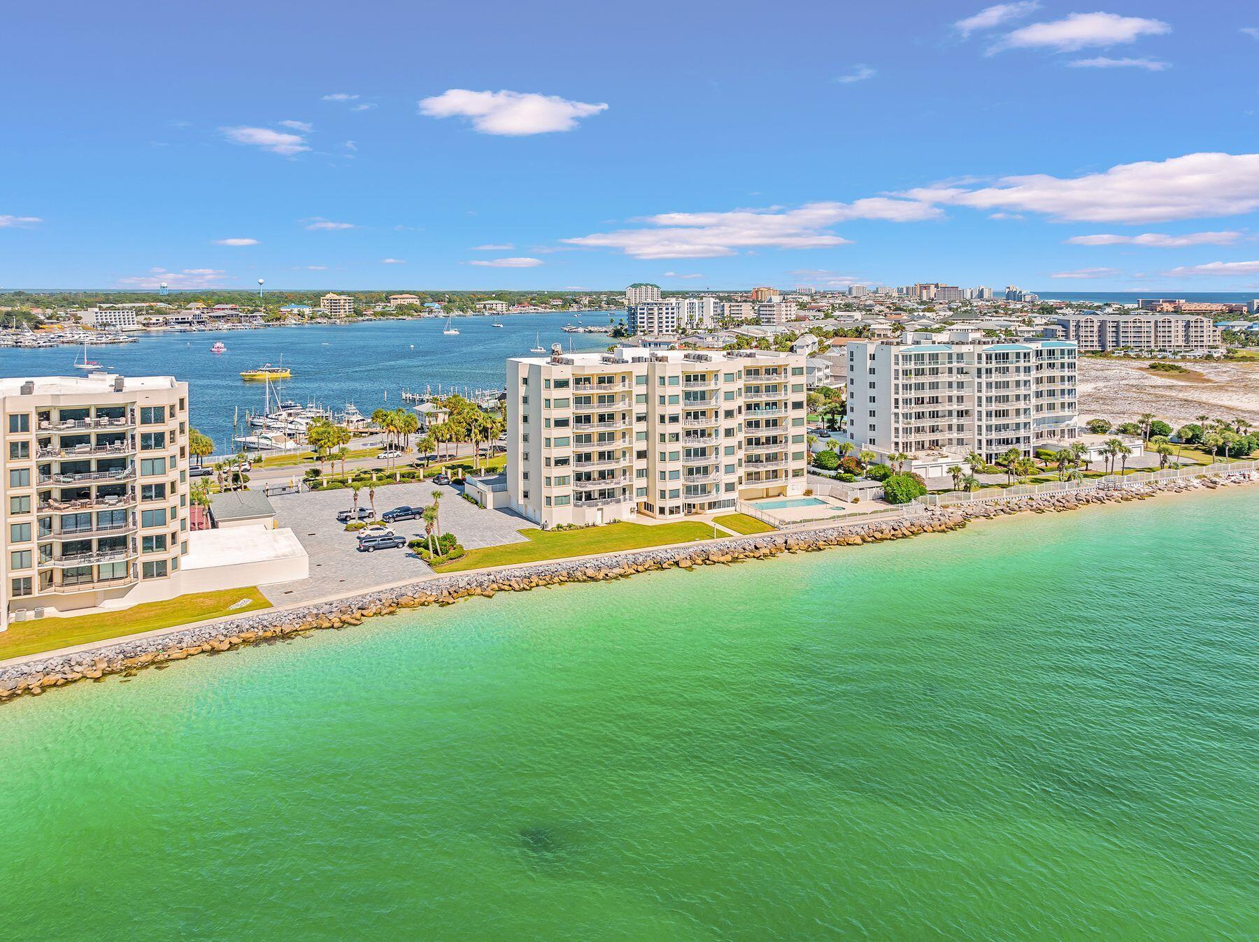 WATERVIEW TOWERS PH 2 - Residential