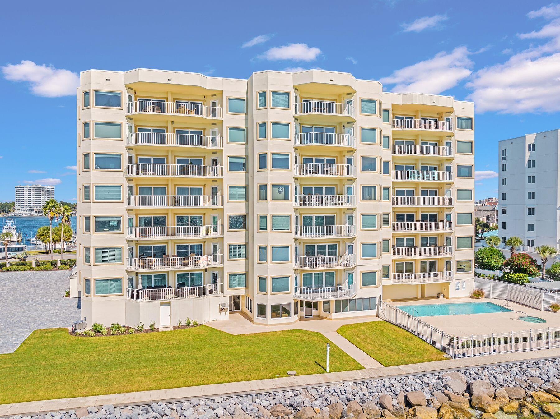 WATERVIEW TOWERS PH 2 - Residential