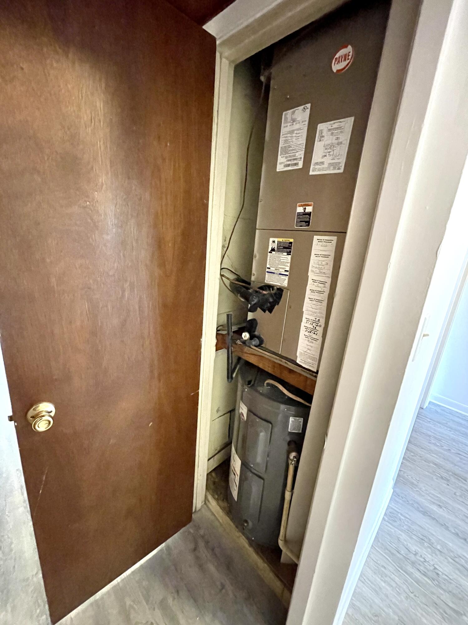 CHINAS COVE - Residential