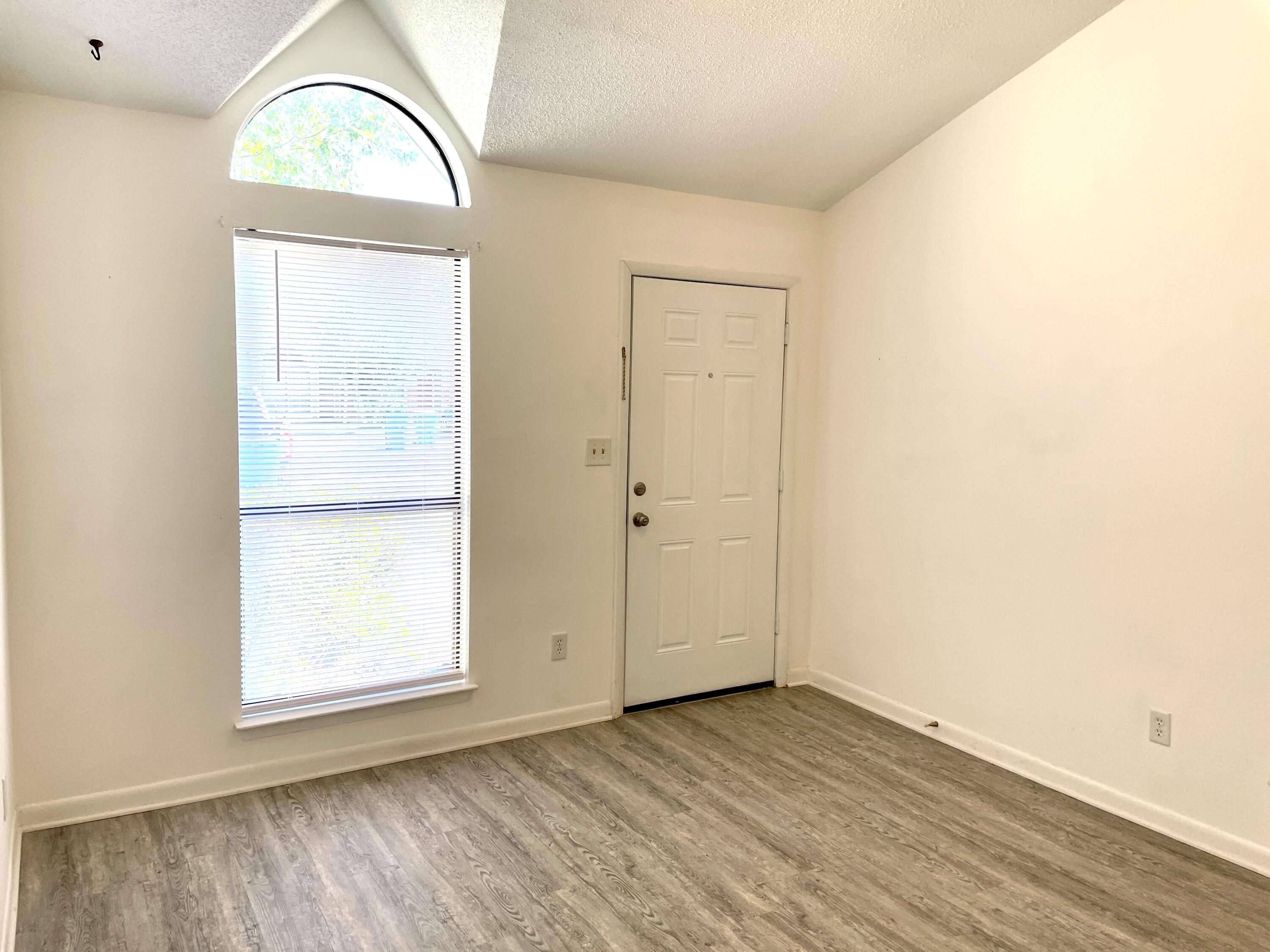 CHINAS COVE - Residential