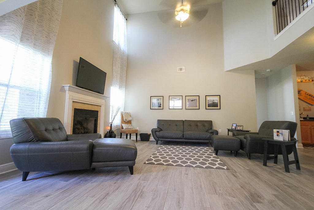 HAMMOCK BAY - Residential