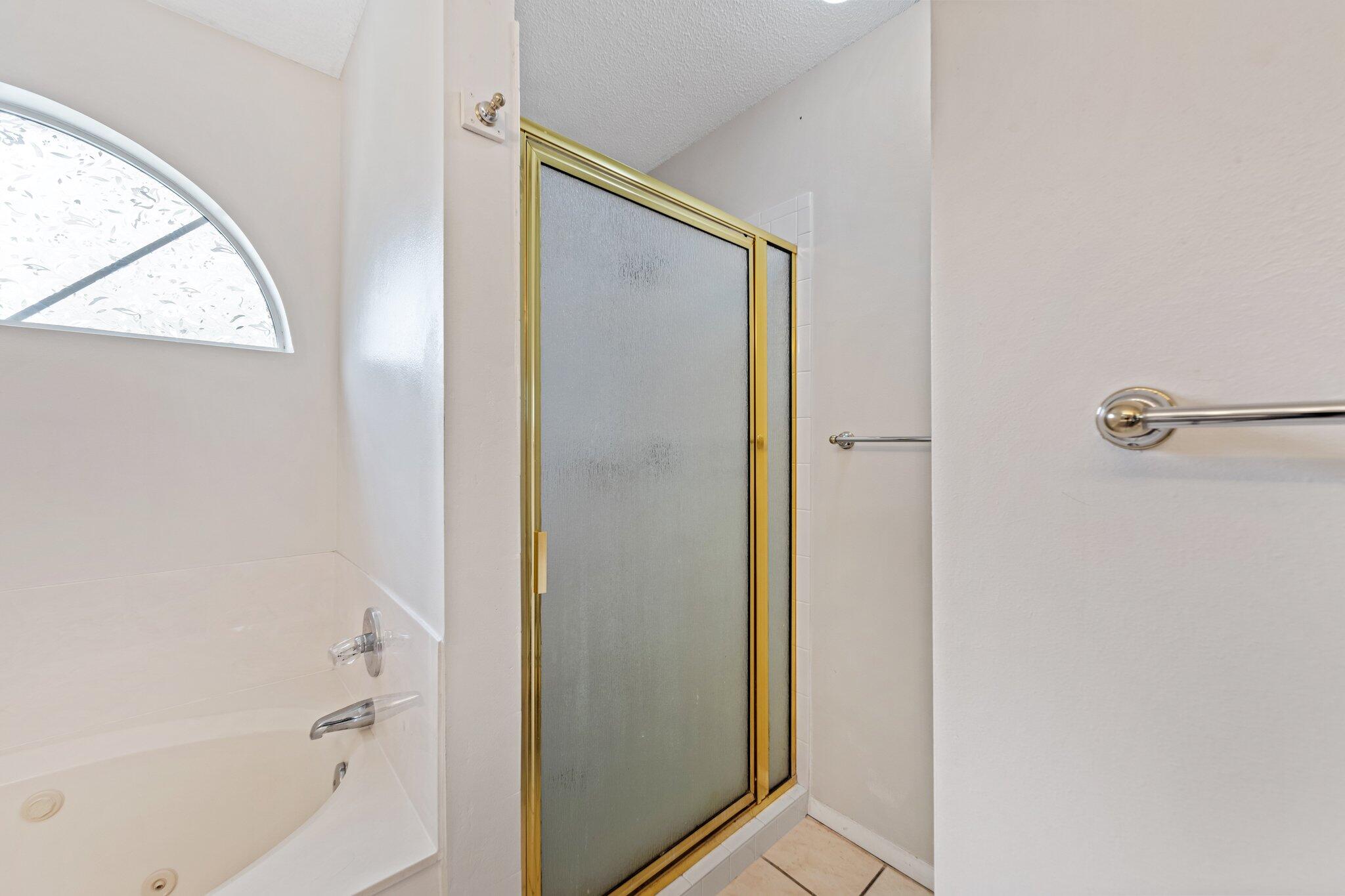 BLUE PINE VILLAGE PH 3 - Residential Lease