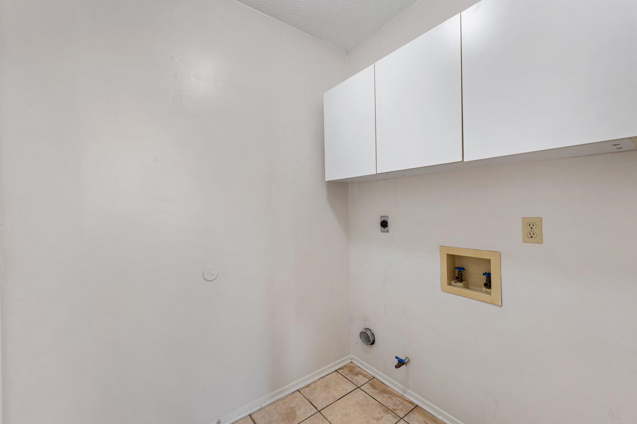 BLUE PINE VILLAGE PH 3 - Residential Lease