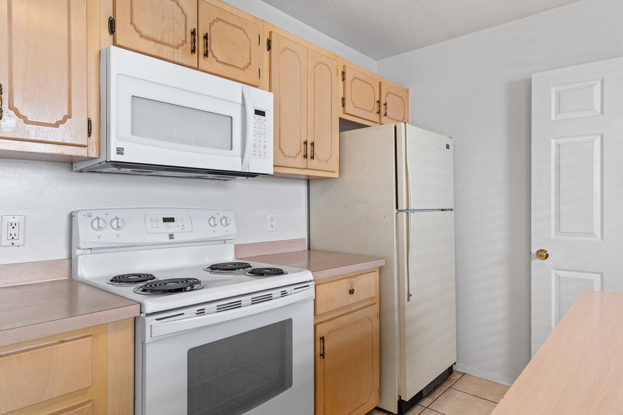 BLUE PINE VILLAGE PH 3 - Residential Lease