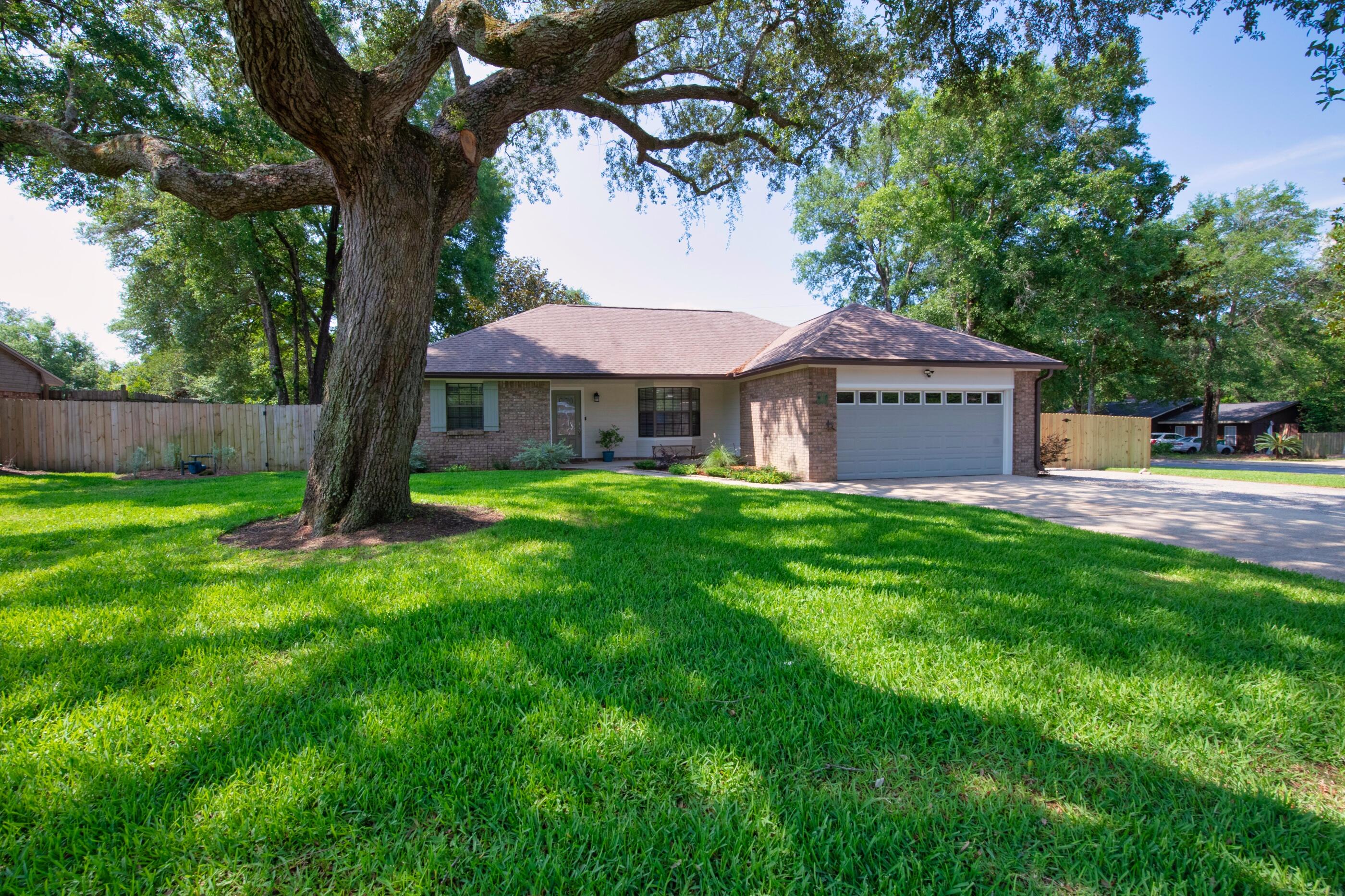 PINE LAKE S/D - Residential