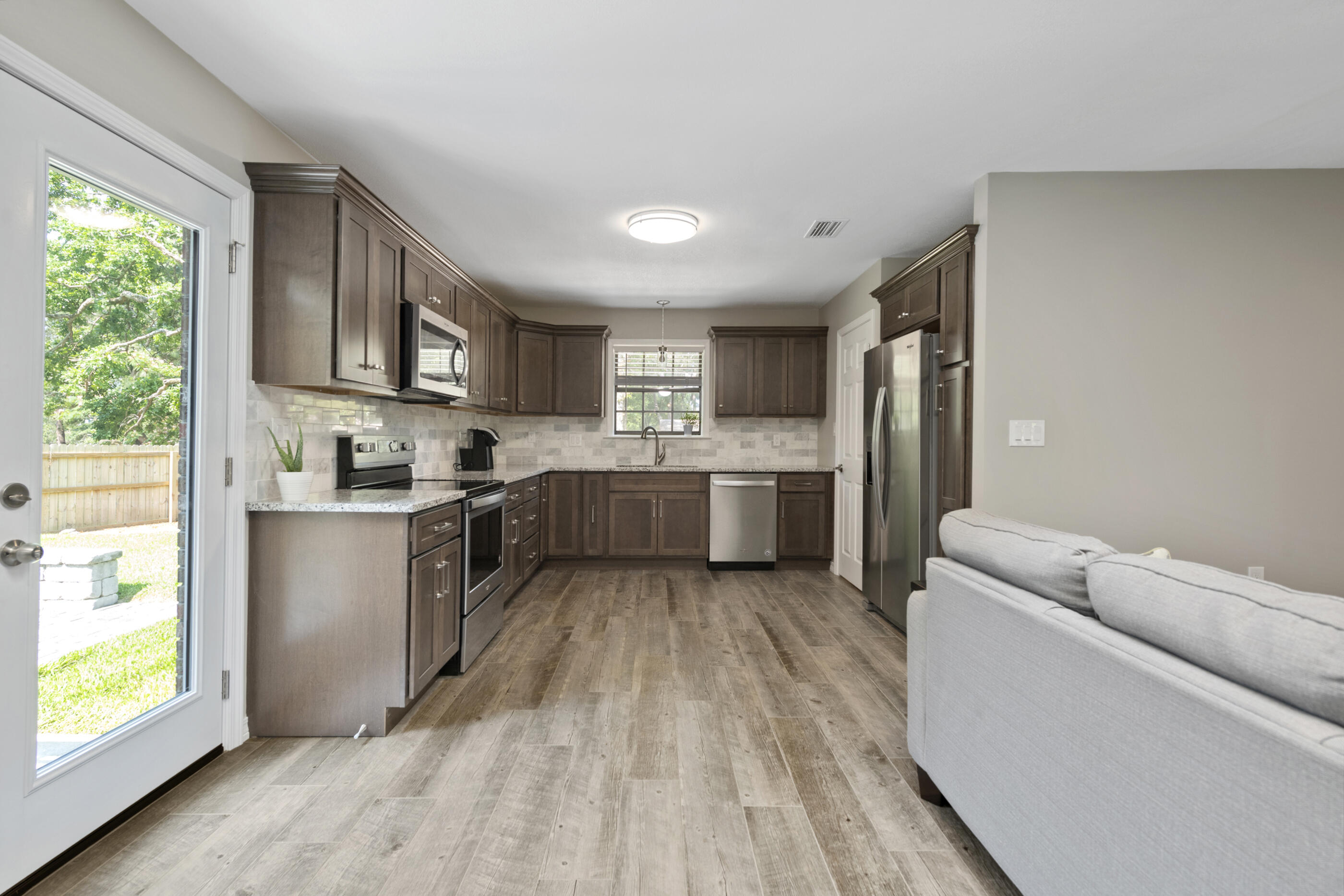 PINE LAKE S/D - Residential