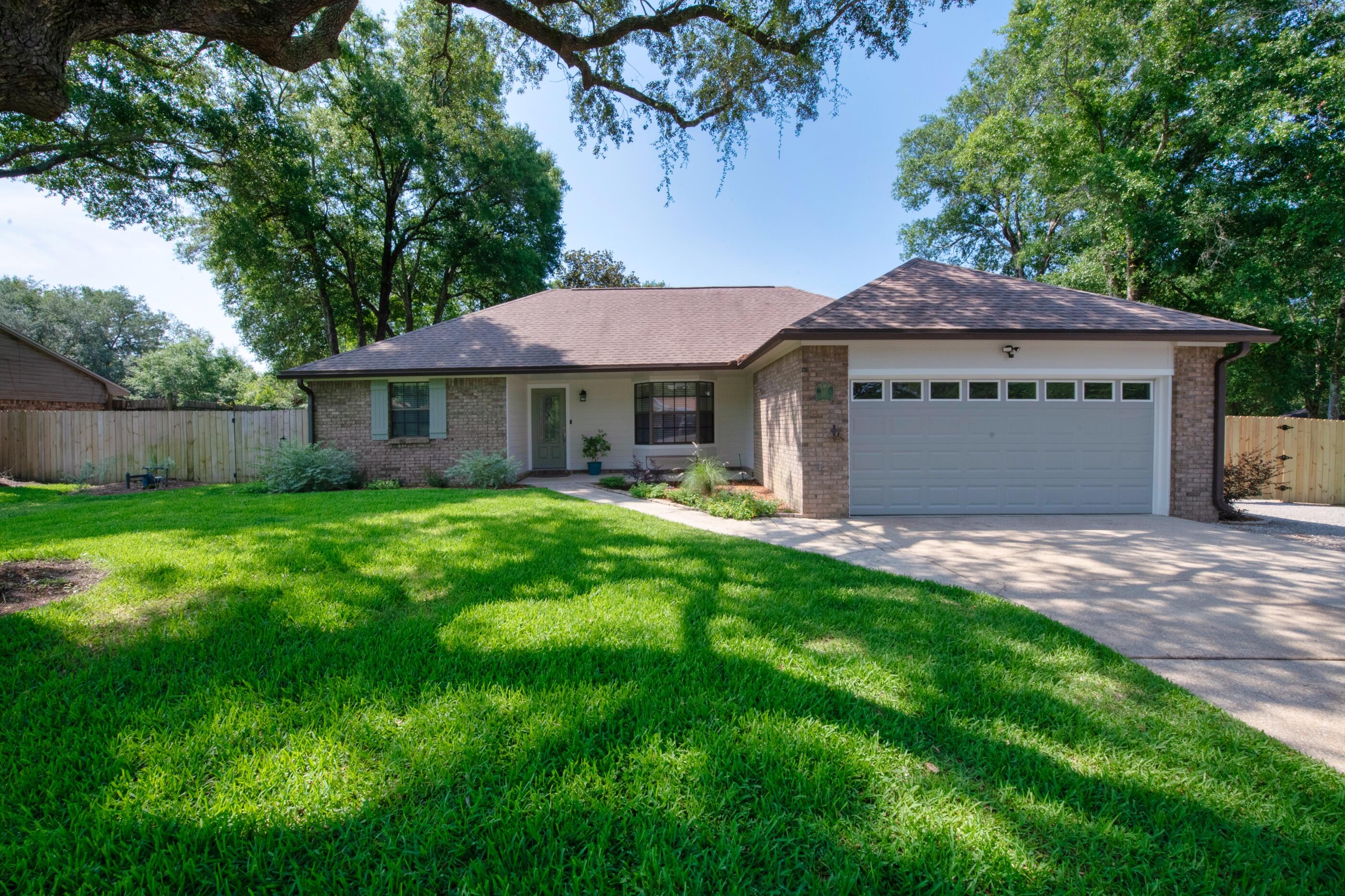 PINE LAKE S/D - Residential