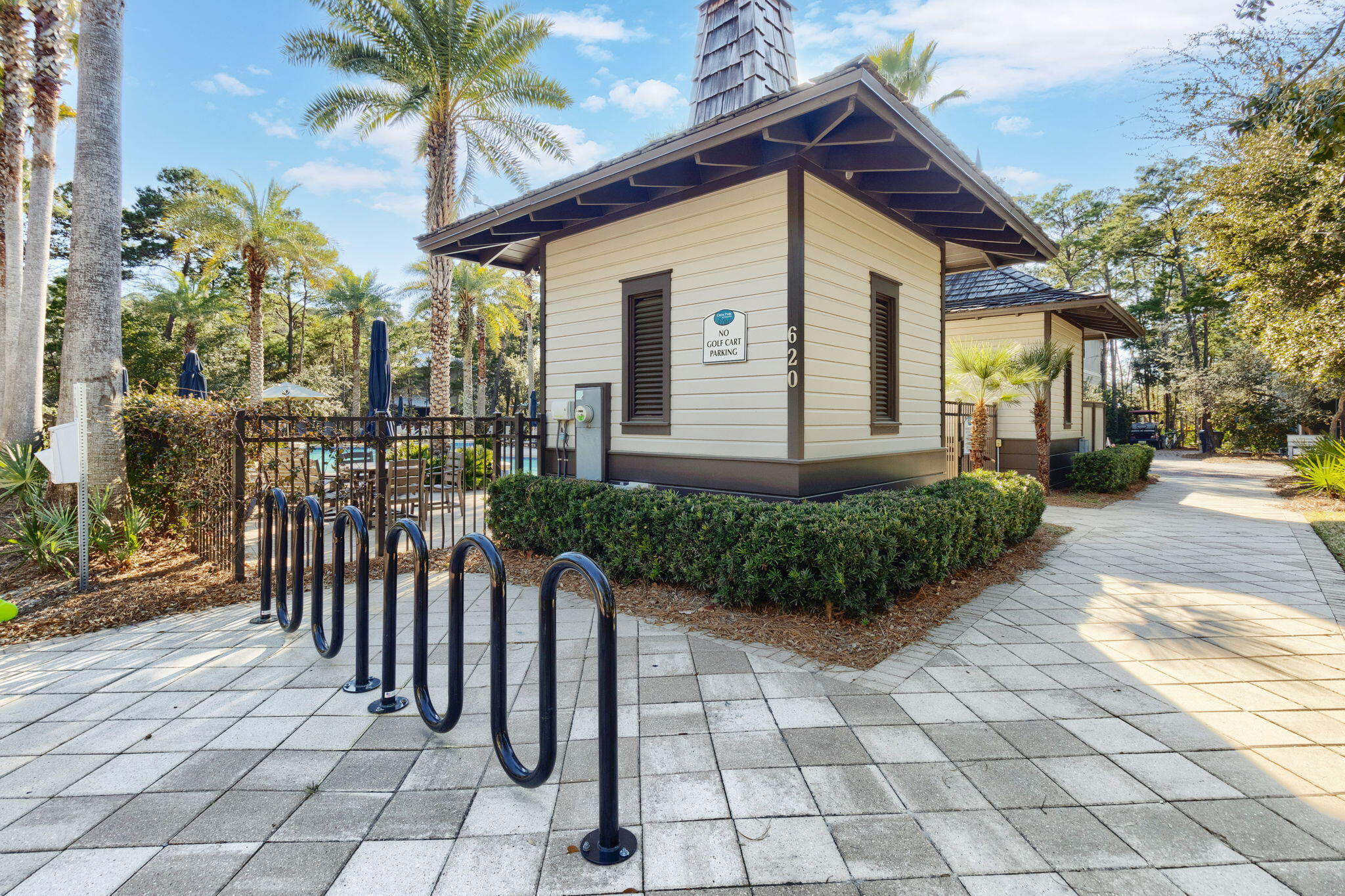 MAGNOLIA COTTAGES BY THE SEA - Residential