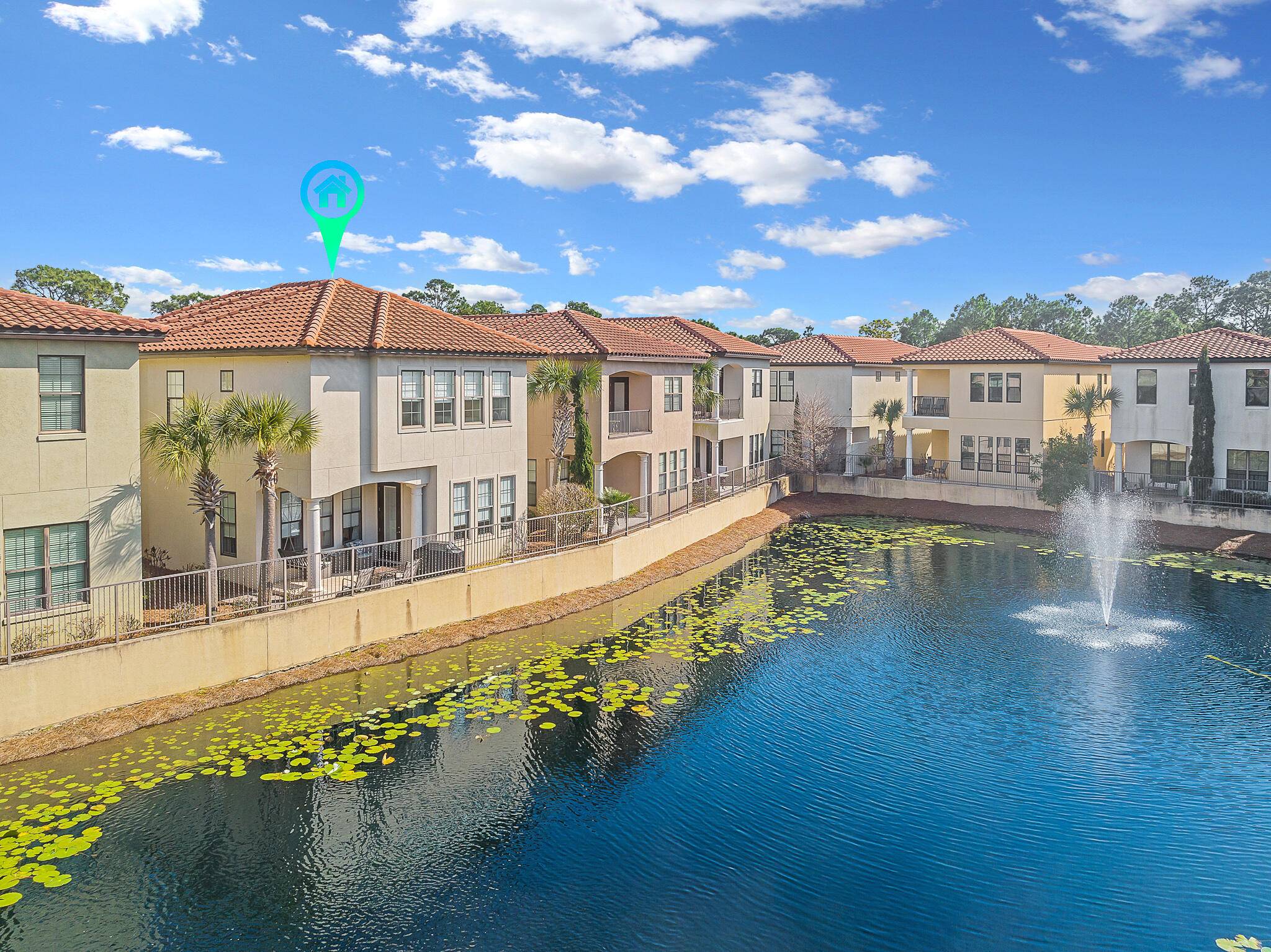 VILLA LAGO - Residential