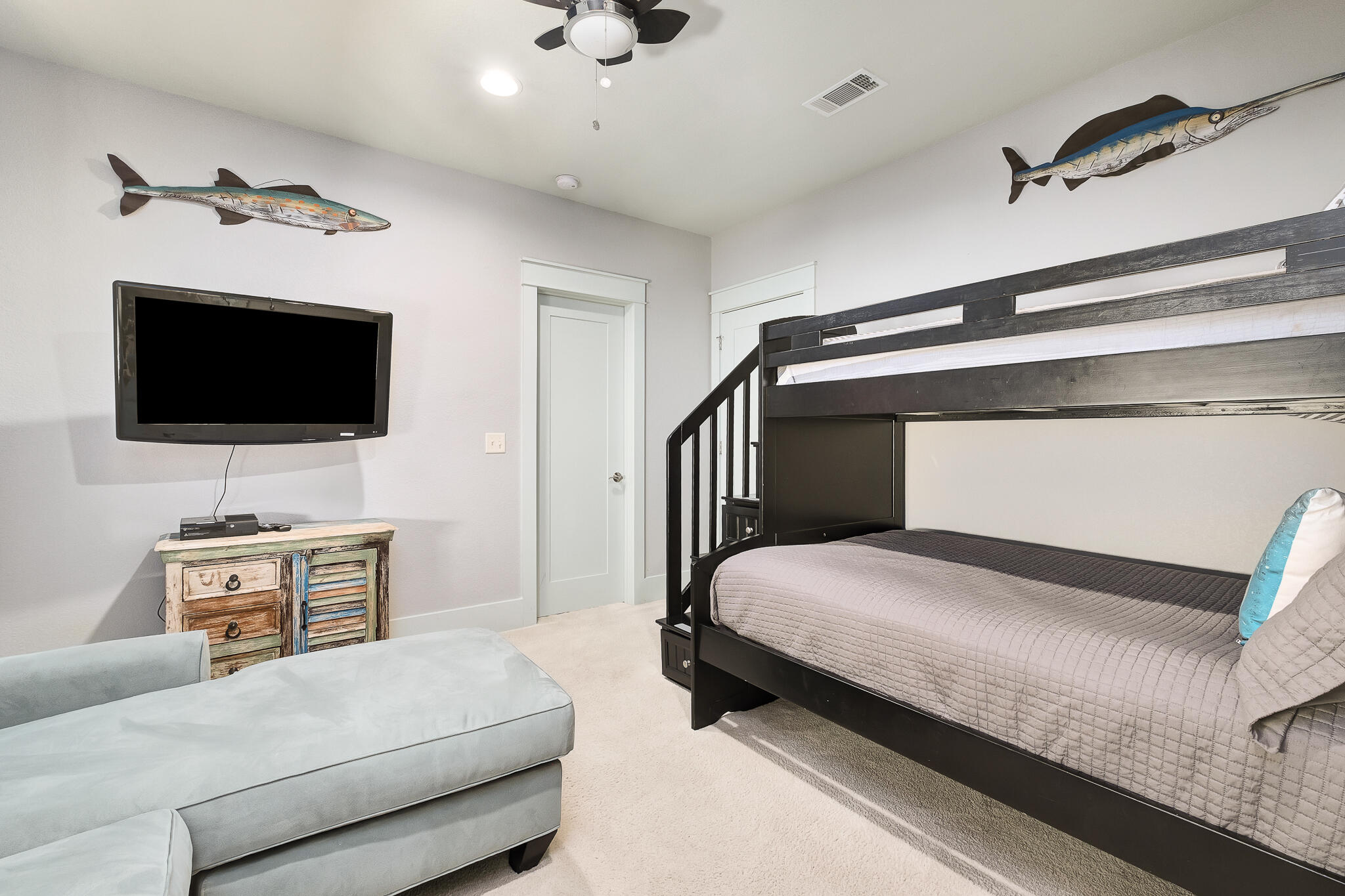 VILLA LAGO - Residential