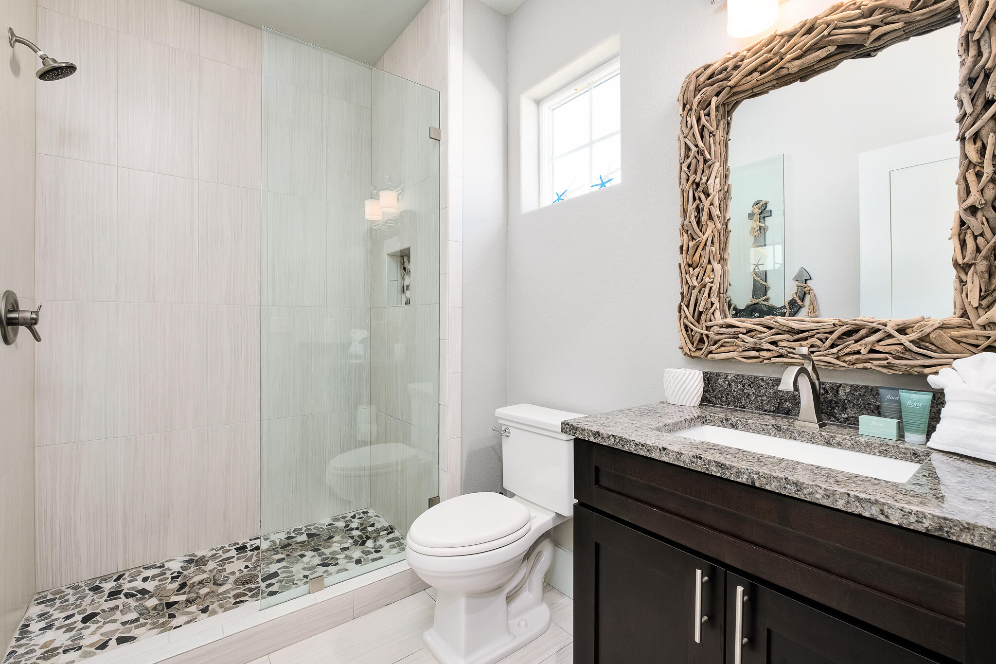 VILLA LAGO - Residential