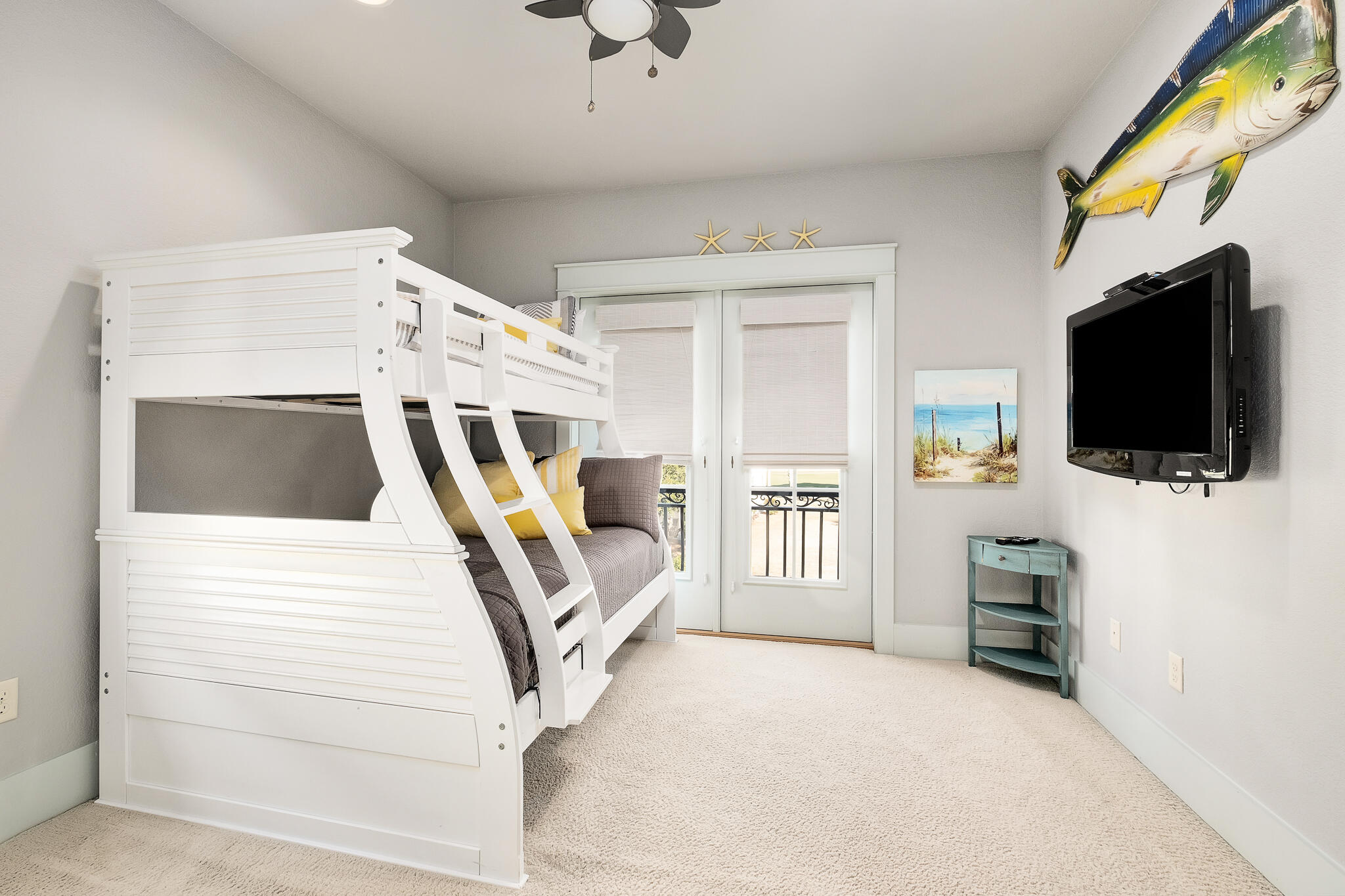 VILLA LAGO - Residential