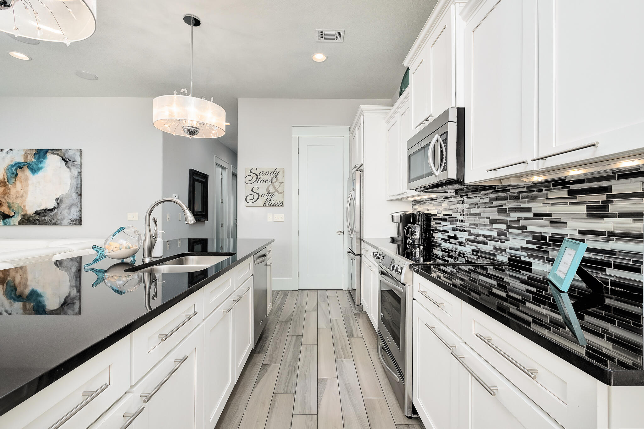 VILLA LAGO - Residential