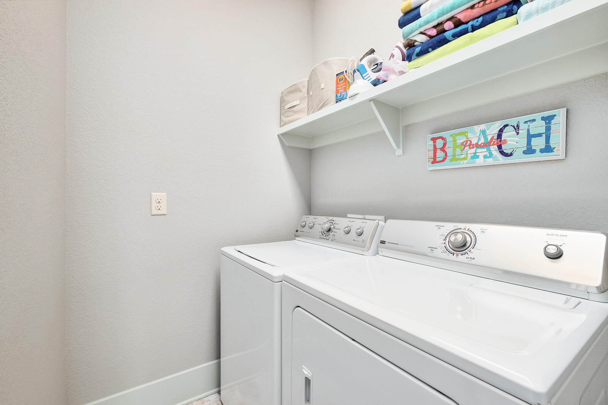 VILLA LAGO - Residential