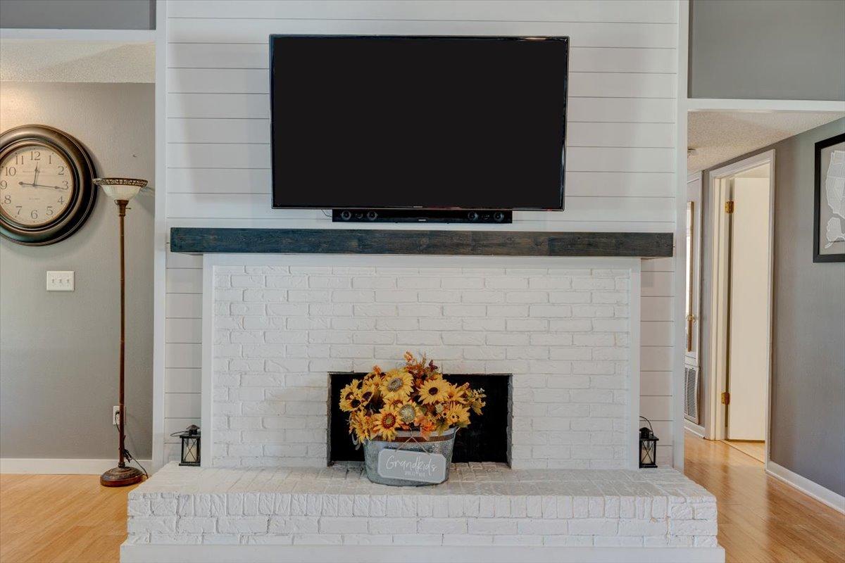 OAKRIDGE MANOR - Residential