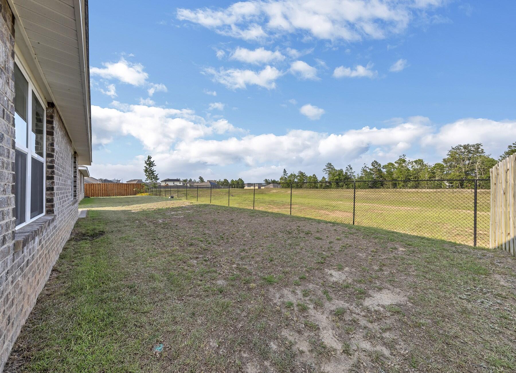 REDSTONE COMMONS - Residential Lease