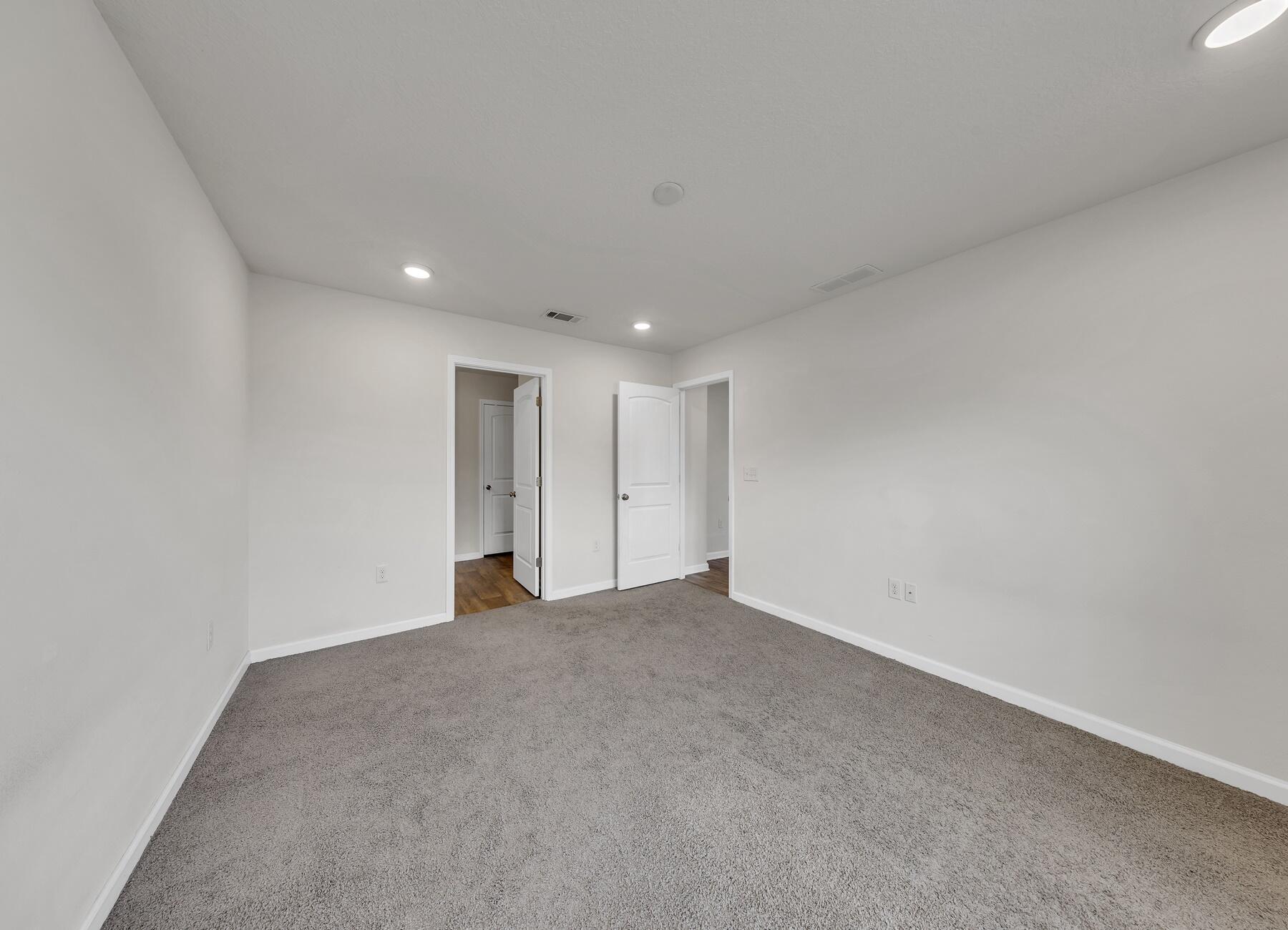 REDSTONE COMMONS - Residential Lease