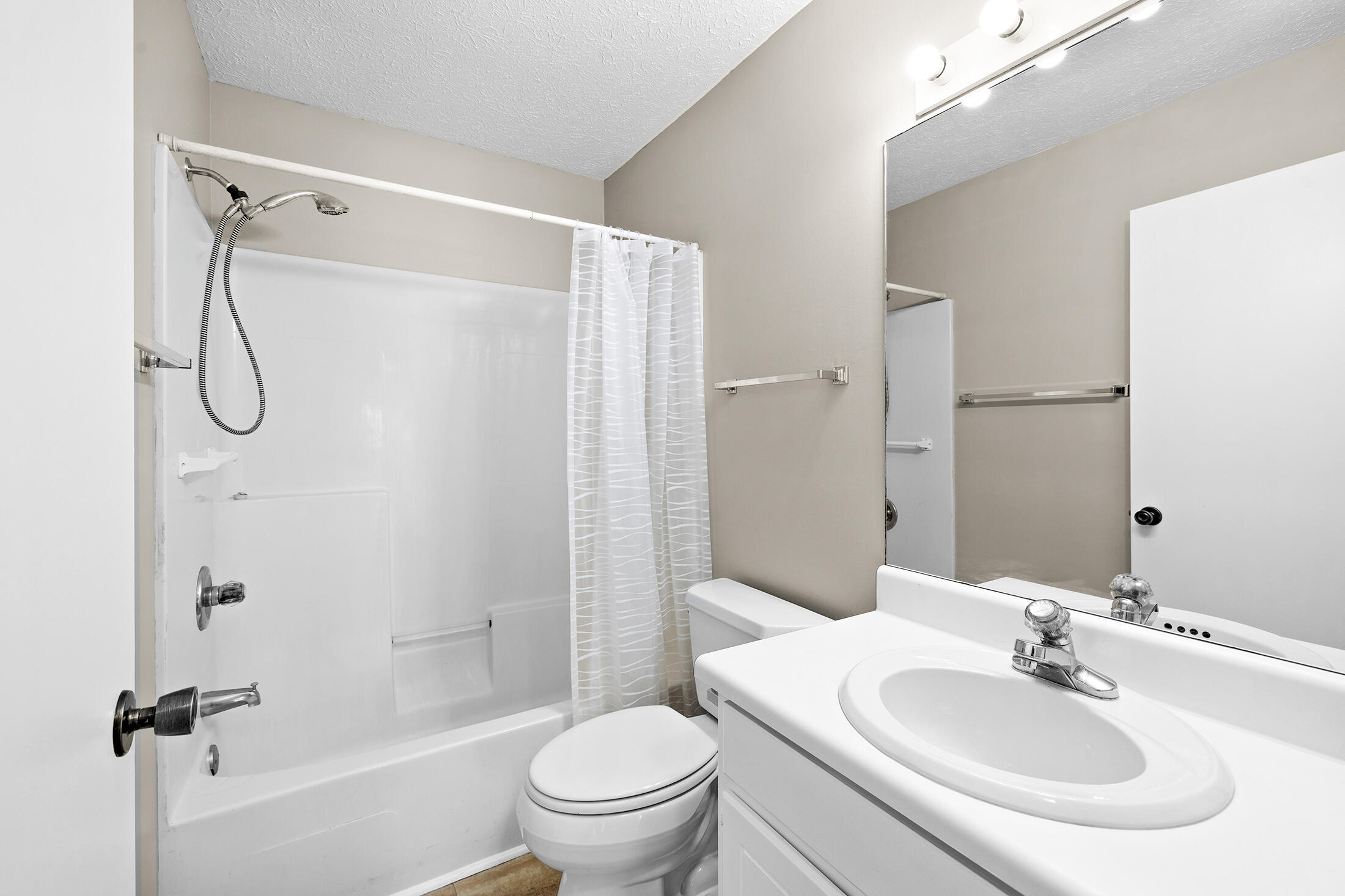 Wendwood Condo - Residential