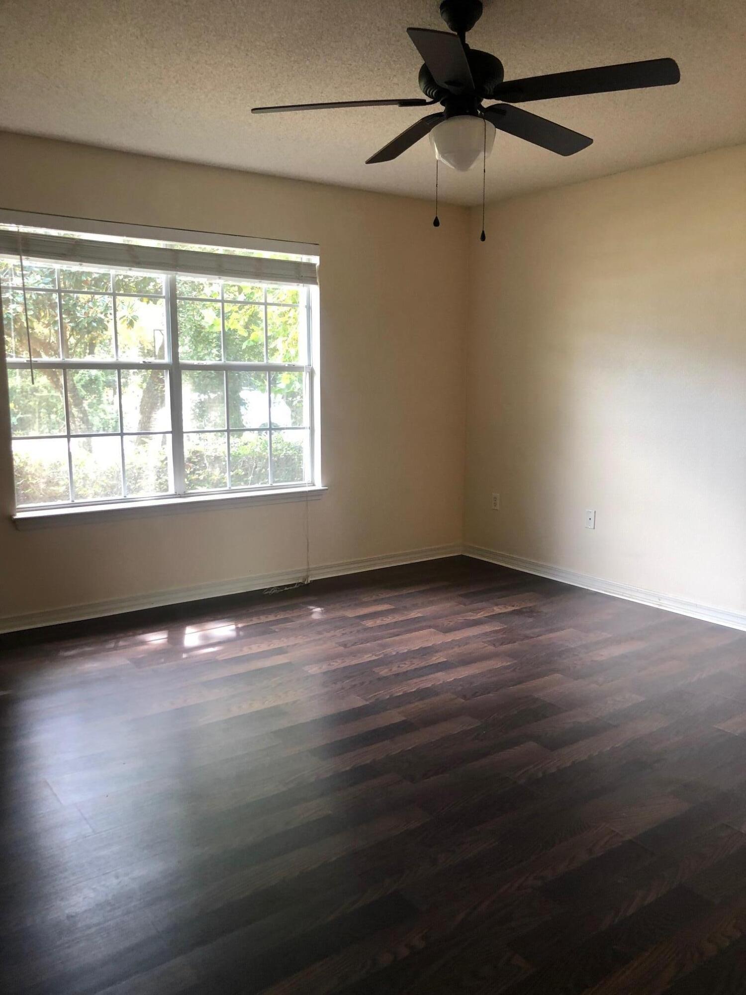 SHADOW OAK S/D - Residential