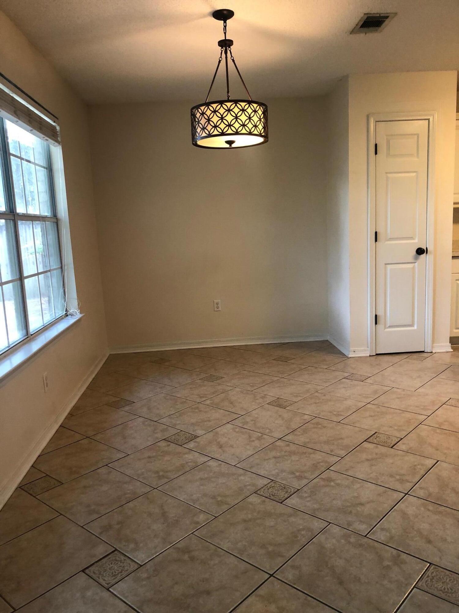 SHADOW OAK S/D - Residential