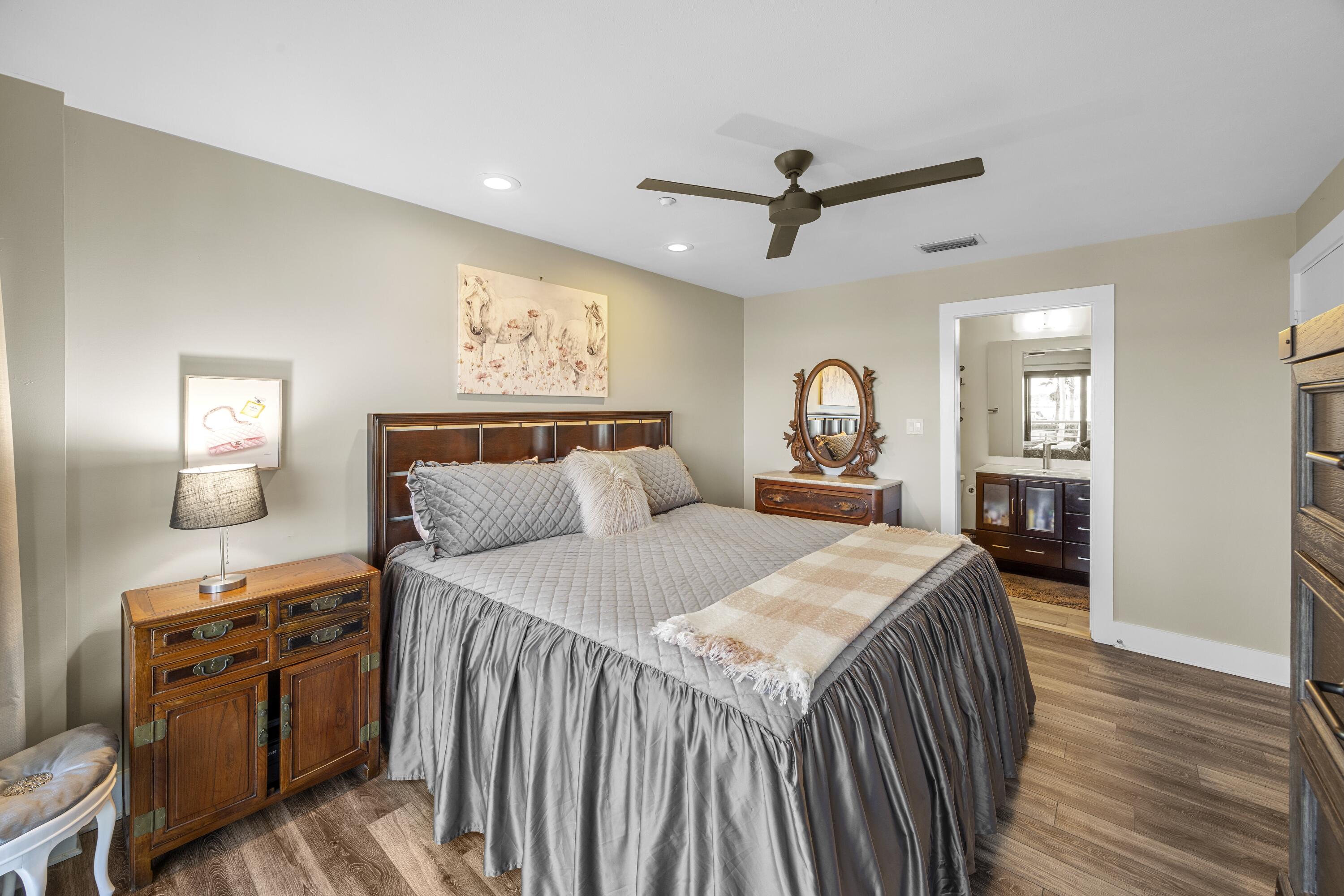 DESTIN HARBOR RESORT WEST - Residential