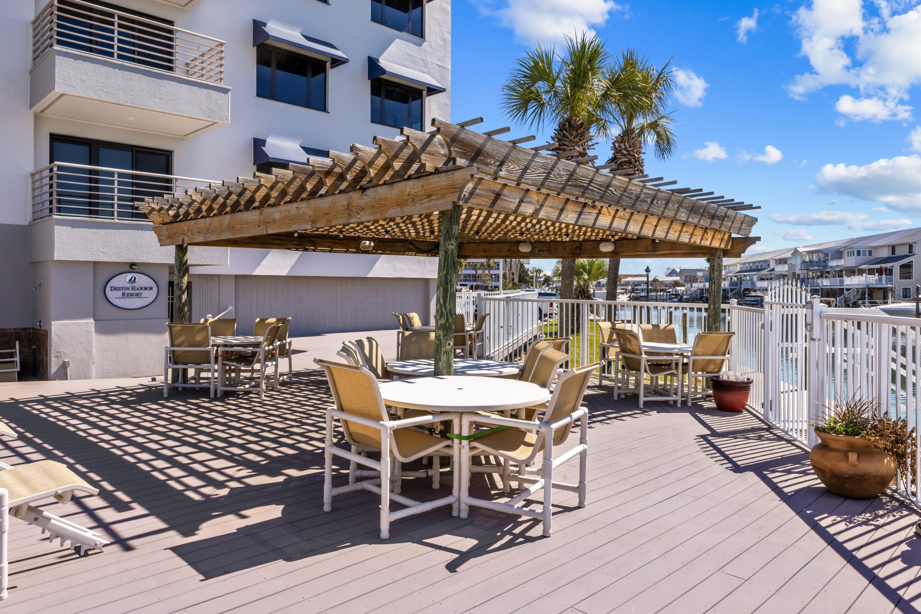 DESTIN HARBOR RESORT WEST - Residential