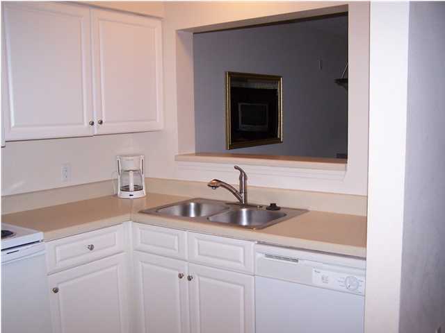 THE FLORIDA CLUB - Residential Lease