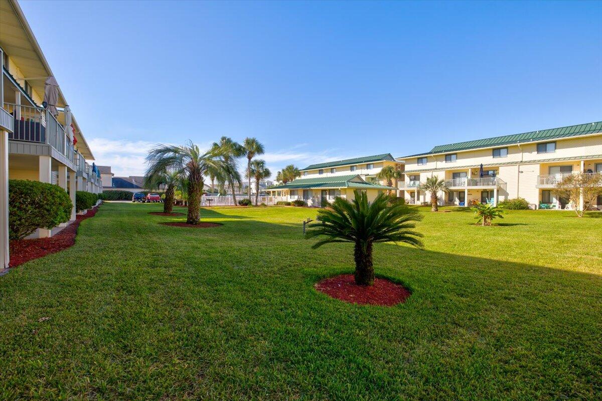 SANDPRINTS CONDO - Residential