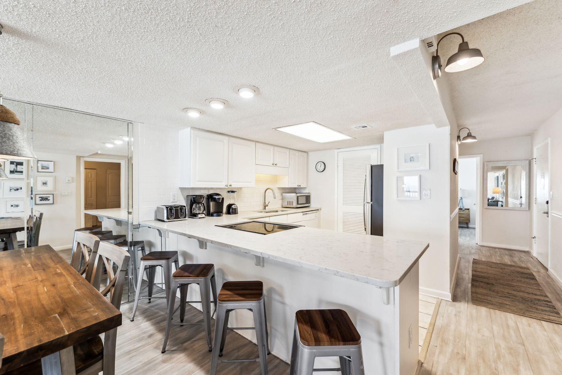 PINNACLE PORT - Residential