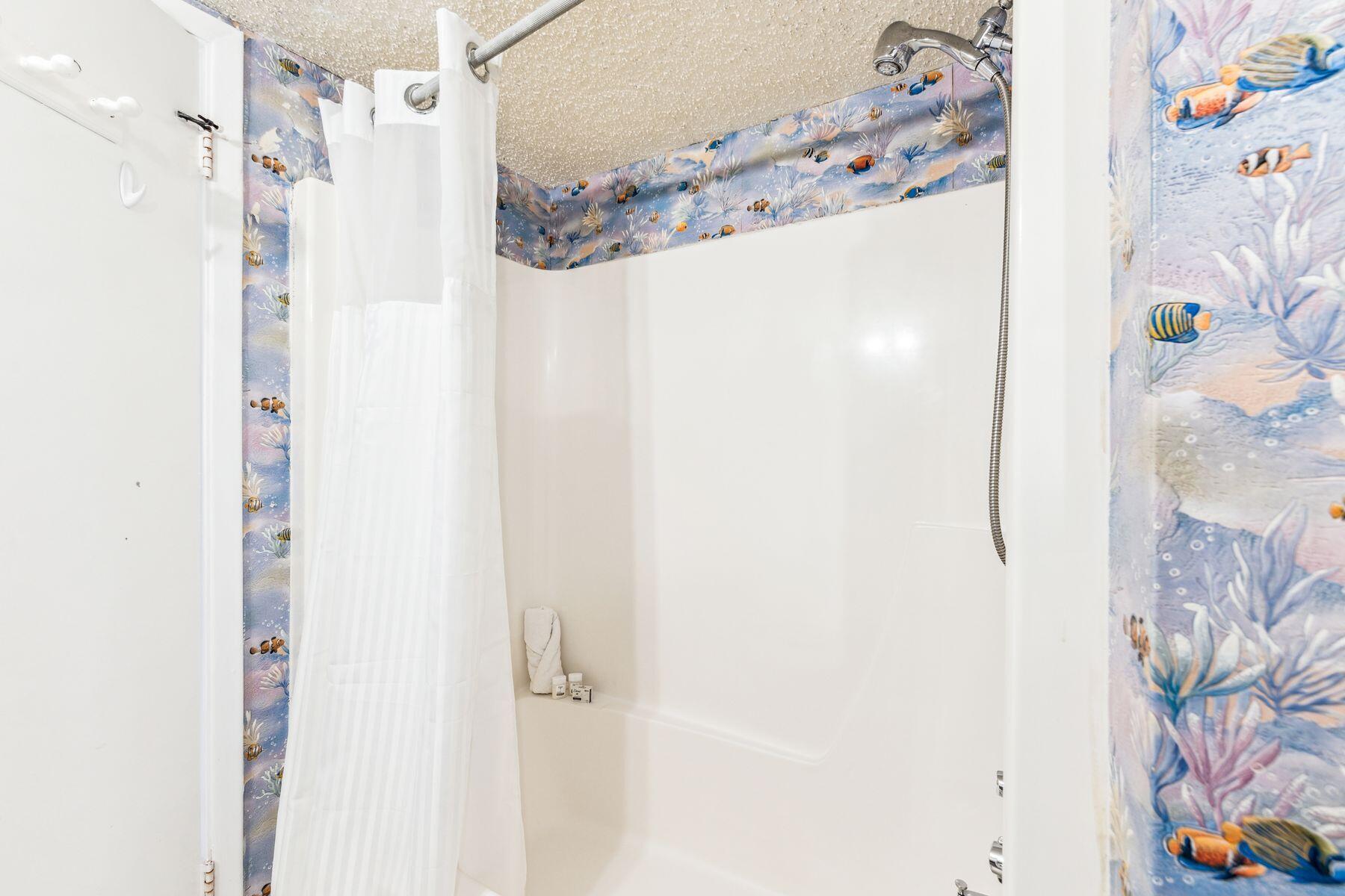 PINNACLE PORT - Residential