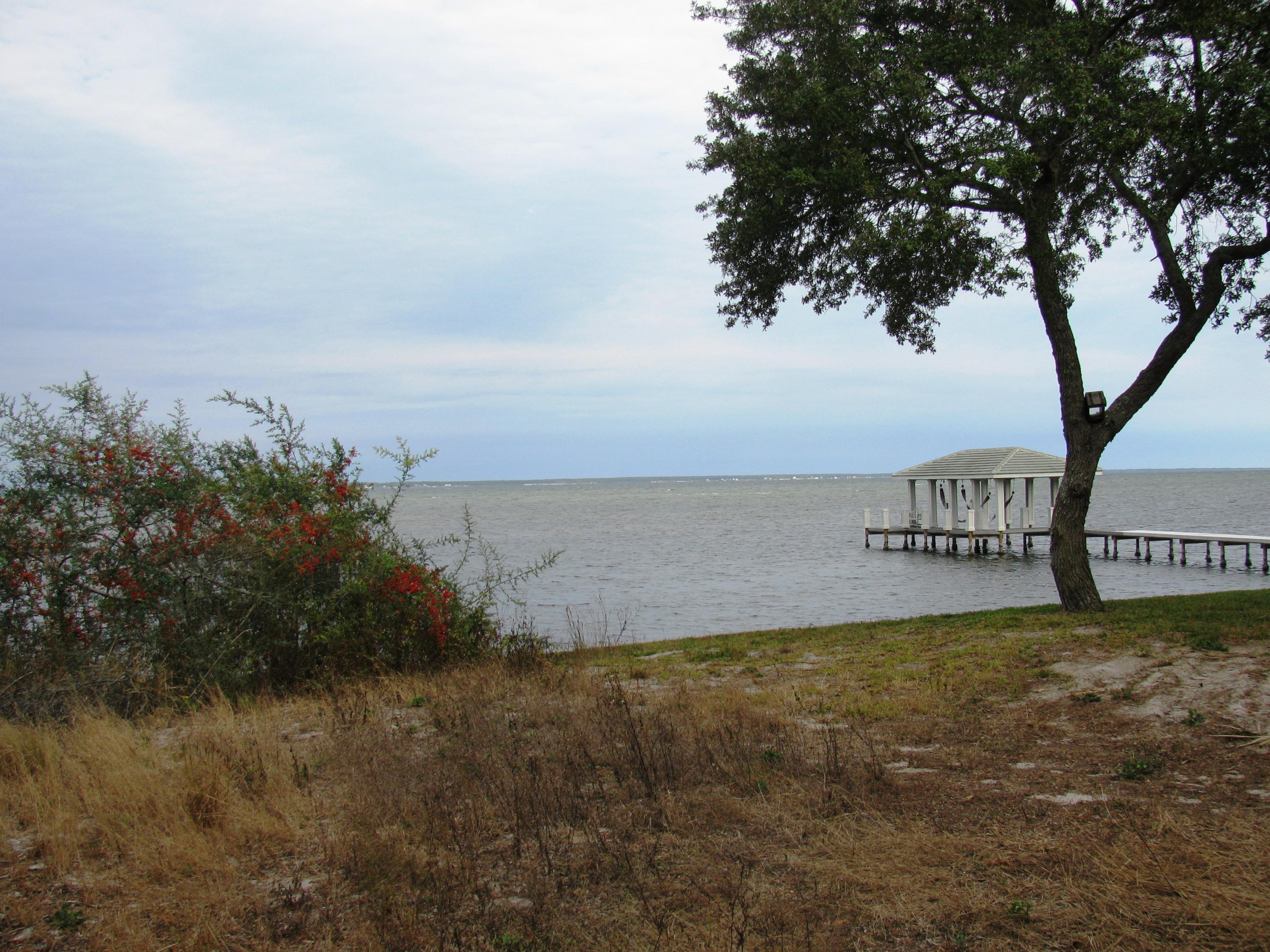 REGATTA BAY PH 1 - Land