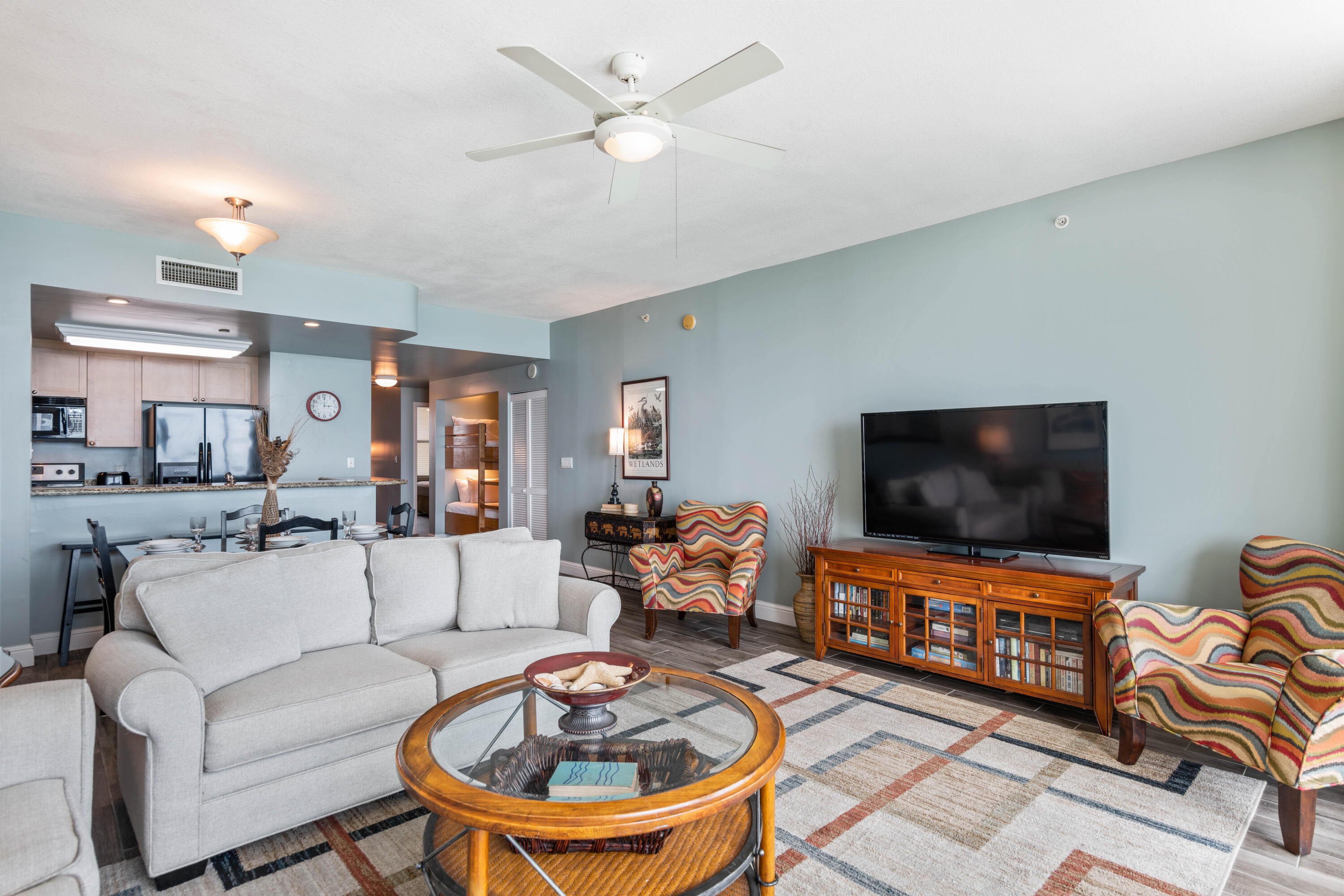 AQUA CONDO - Residential