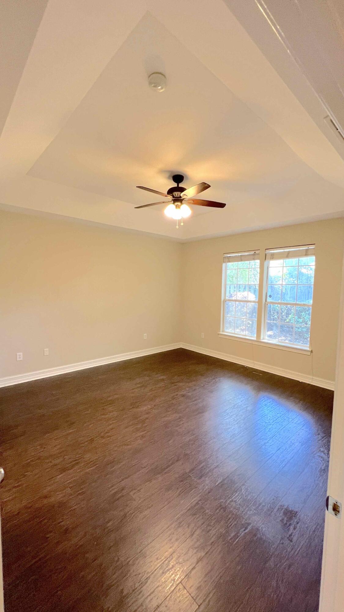 DIAMOND LAKES LOT C11 - Residential Lease